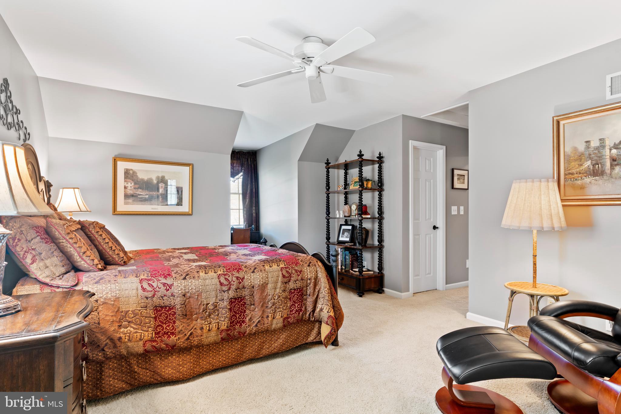 HEDGEROW - Residential