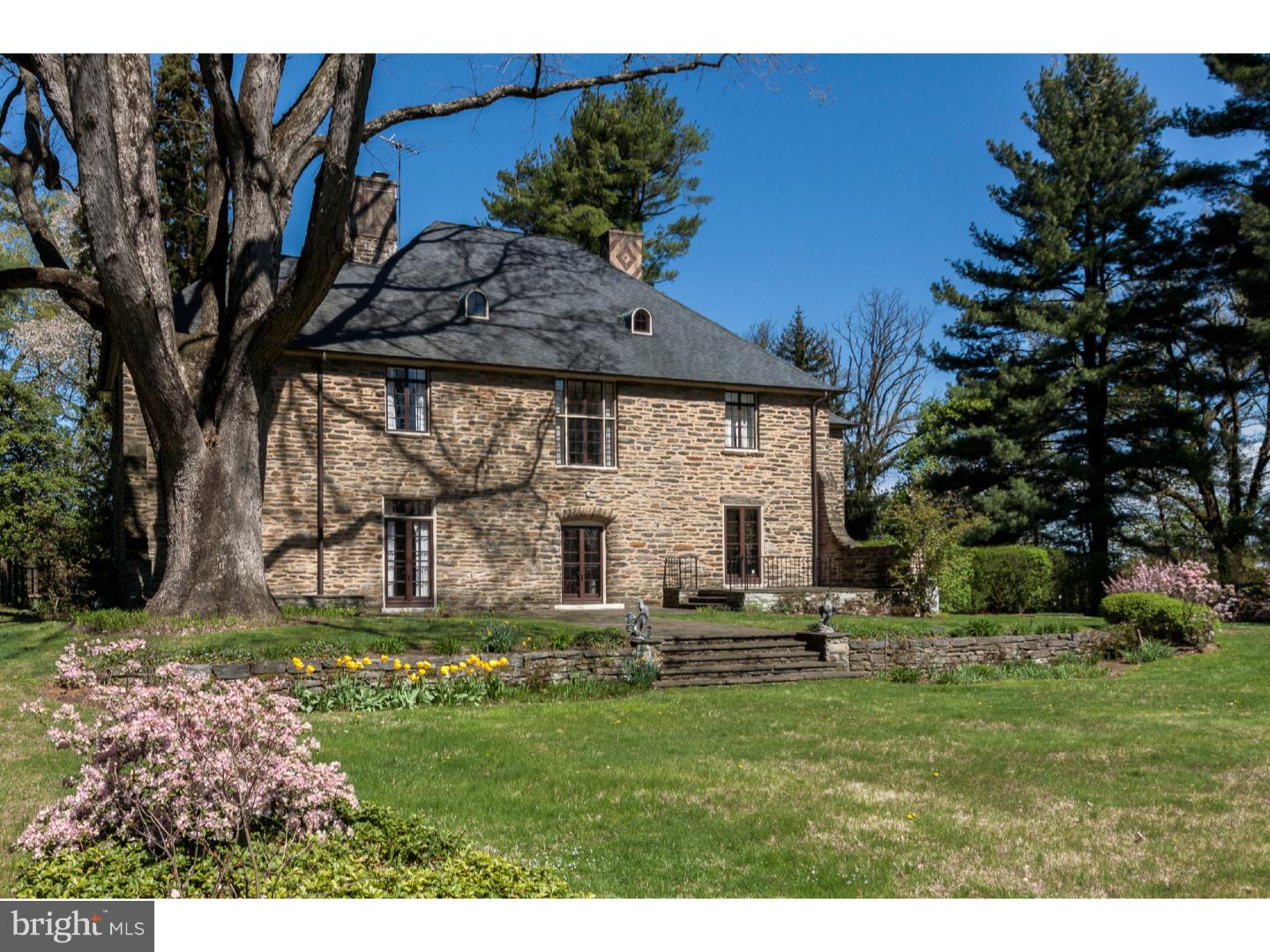 CHESTNUT HILL - Residential