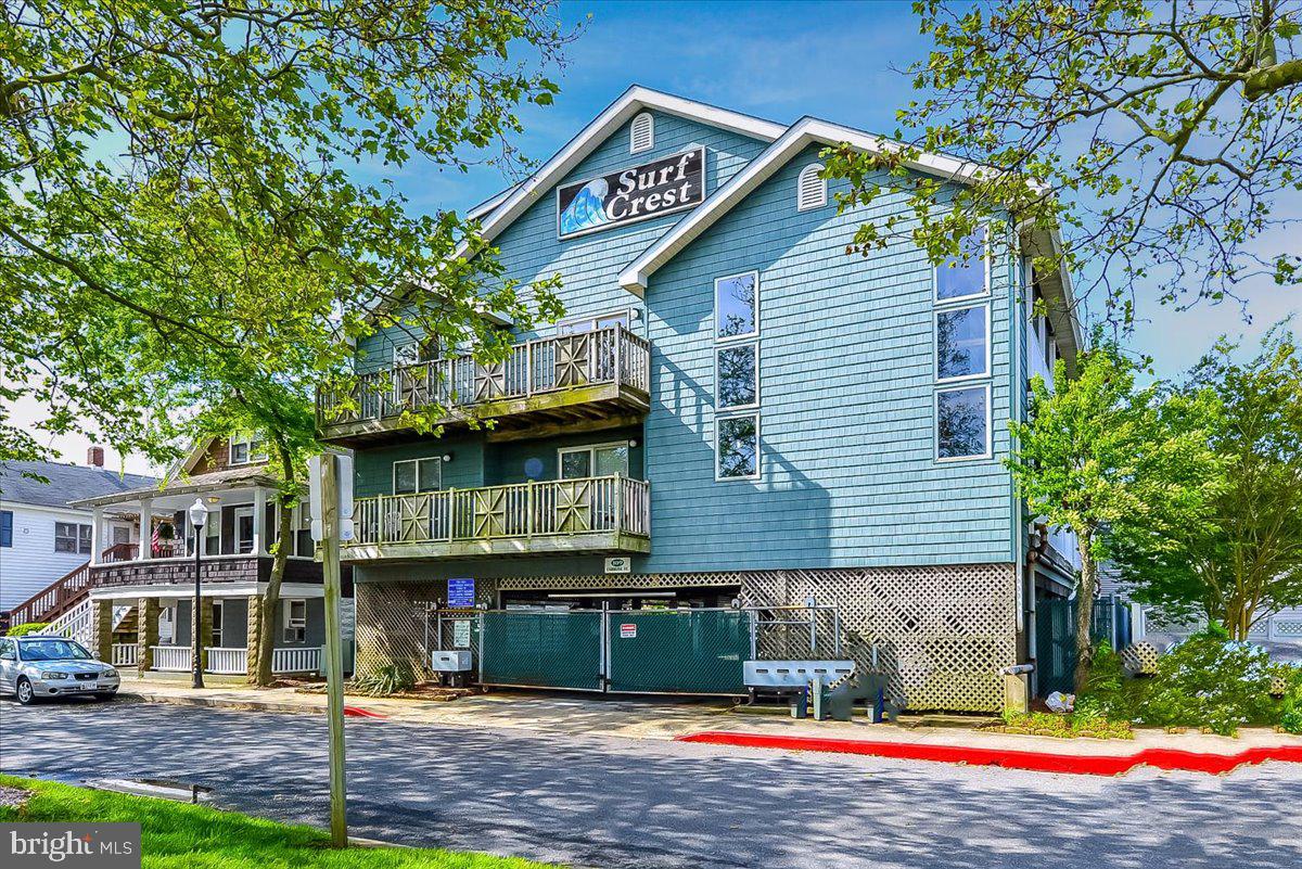 109 CAROLINE STREET 209