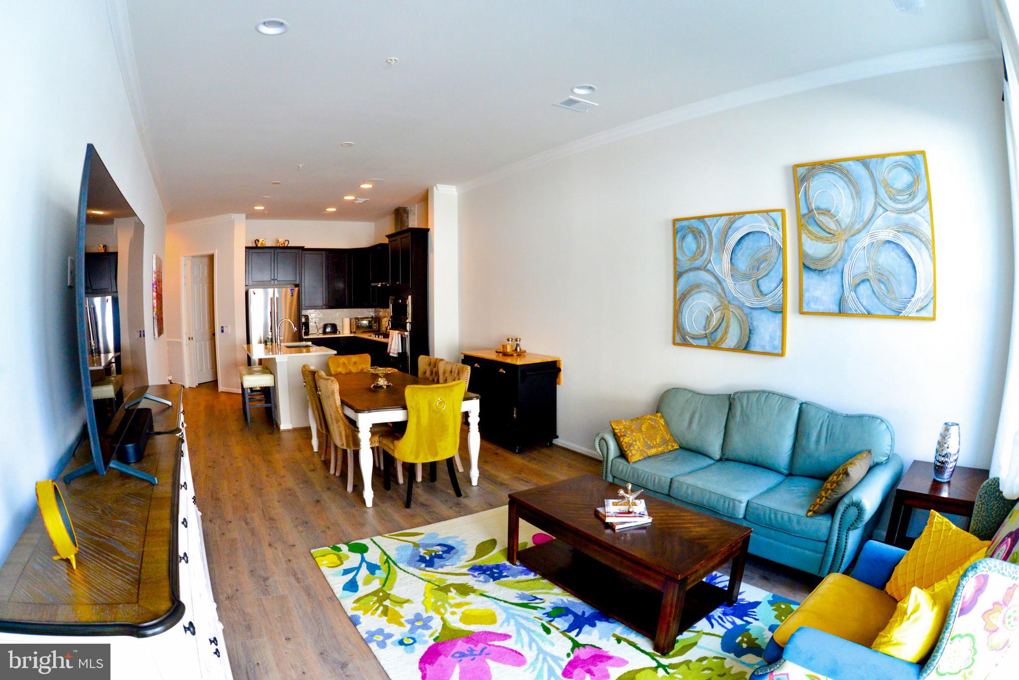 CADENCE AT LANSDOWNE - Residential