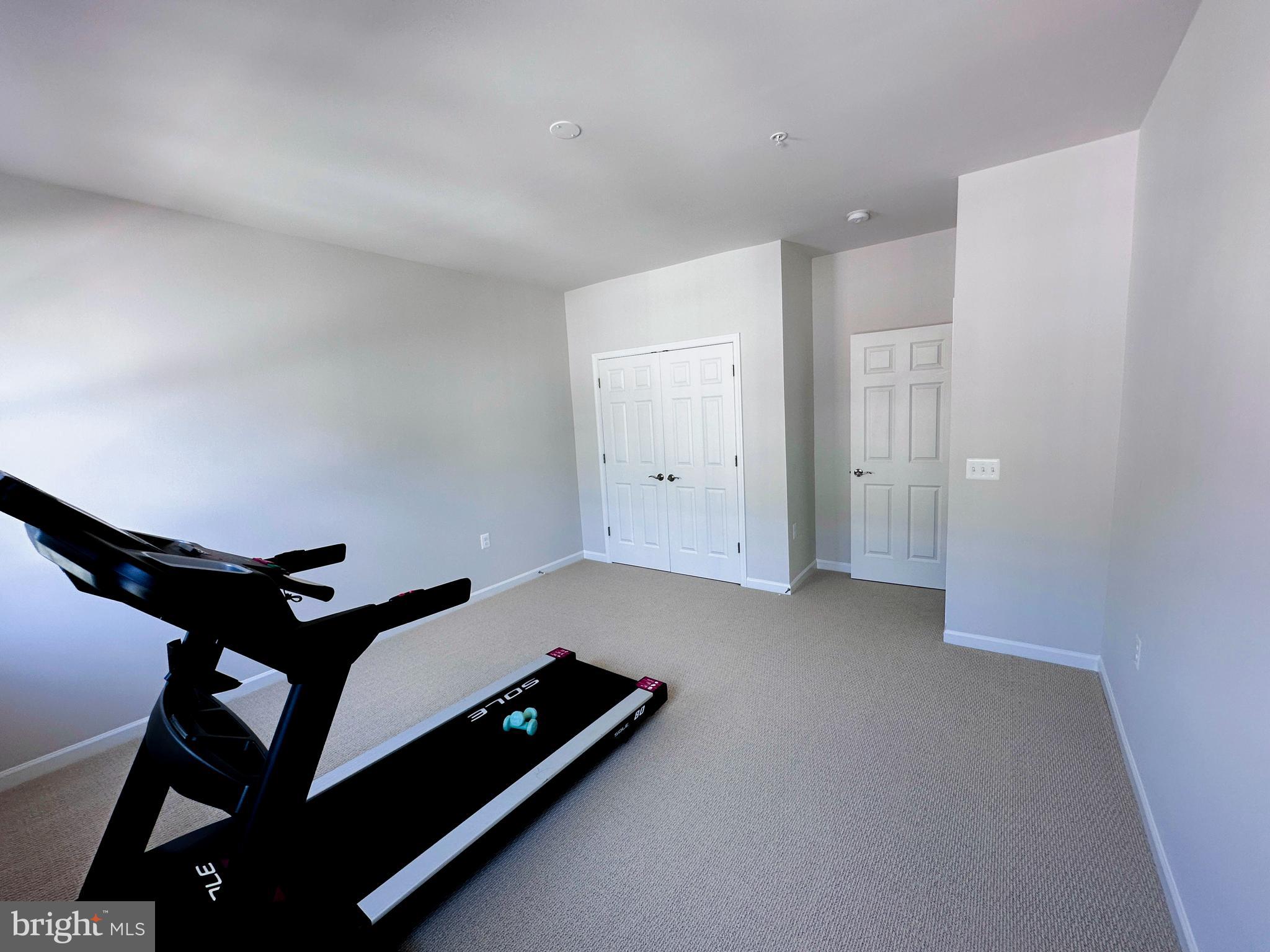 CADENCE AT LANSDOWNE - Residential