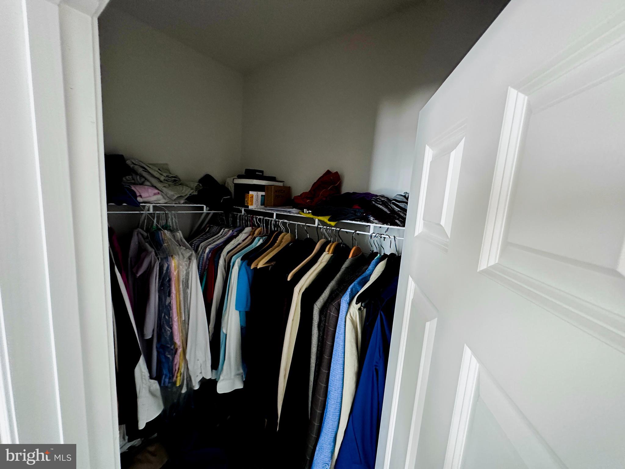 CADENCE AT LANSDOWNE - Residential