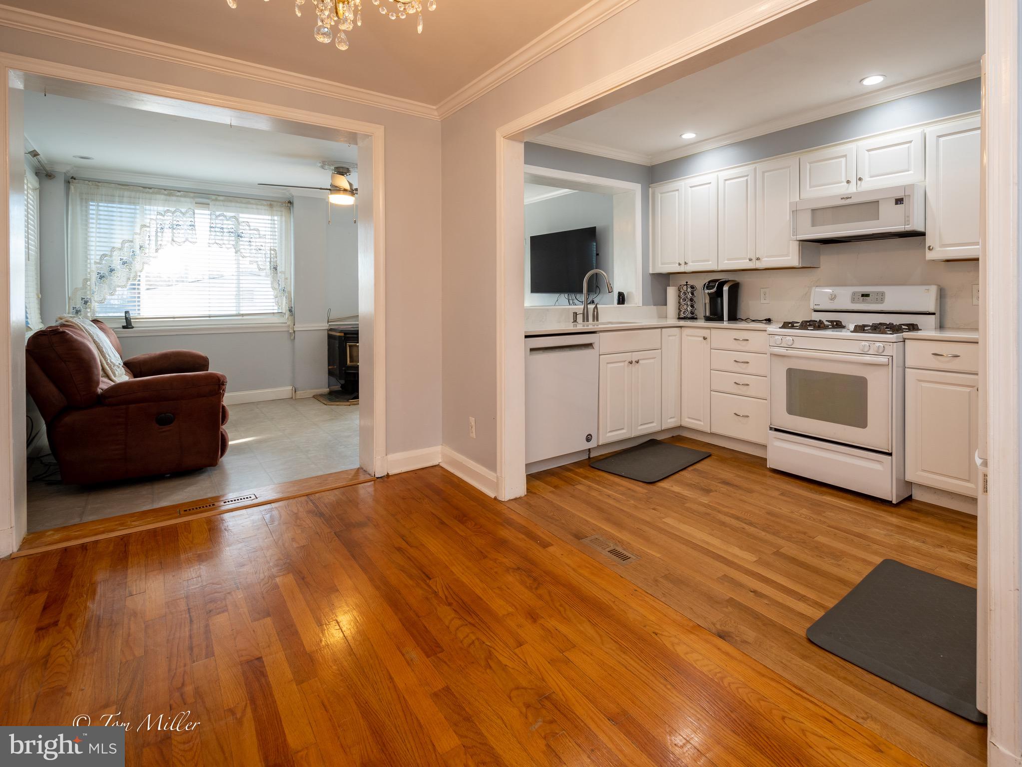 EASTFIELD - Residential