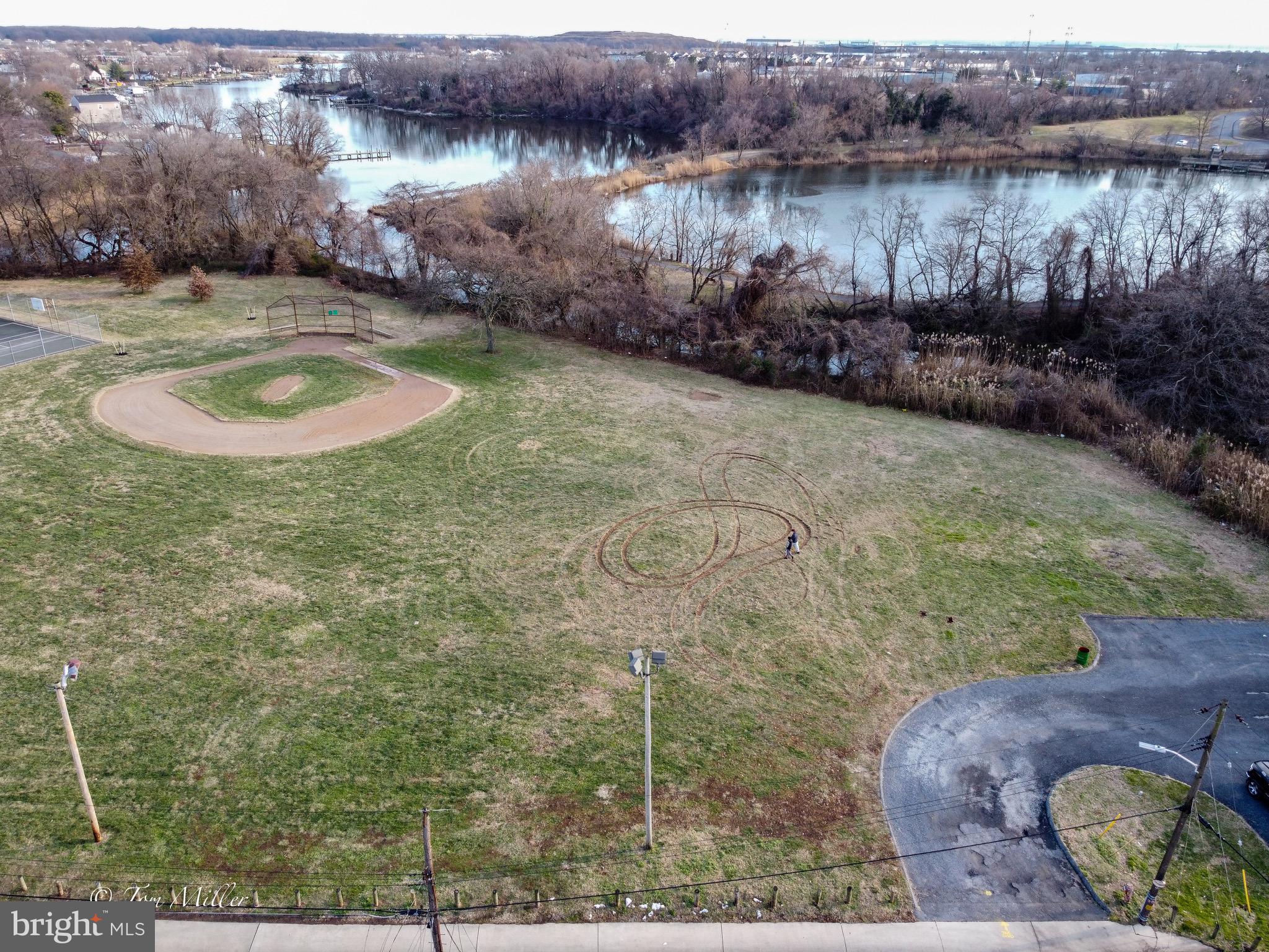 EASTFIELD - Residential