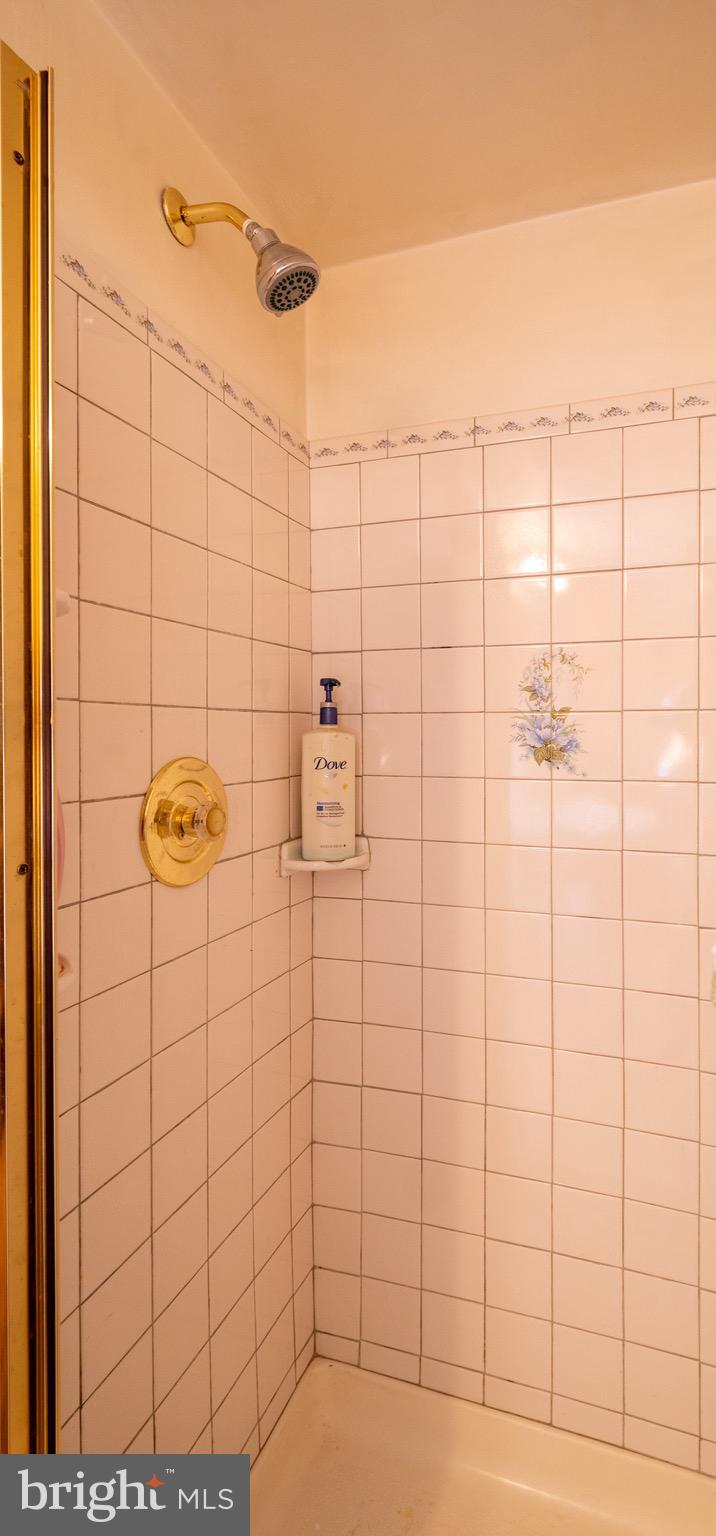 EASTFIELD - Residential