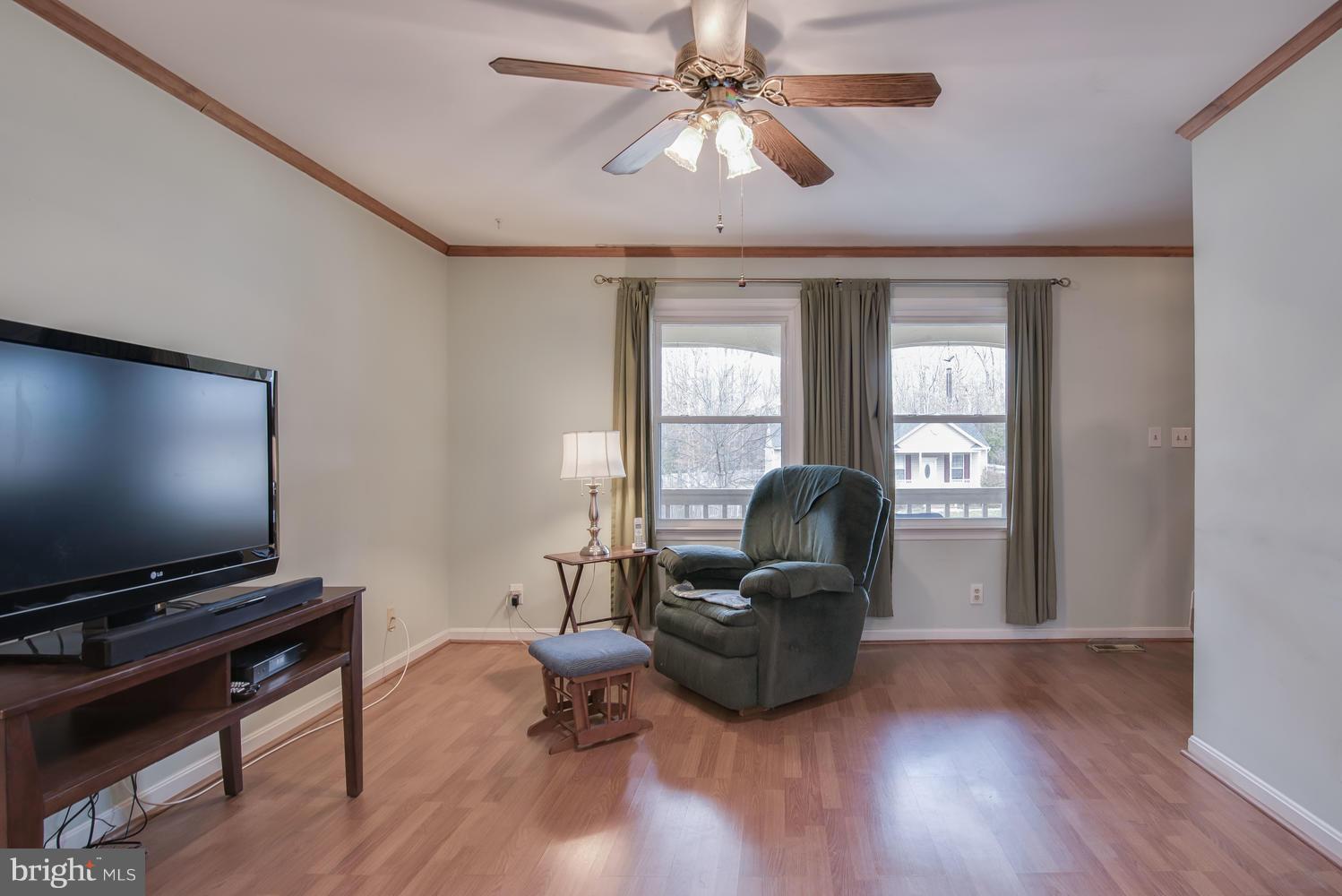 VISTA WOODS - Residential