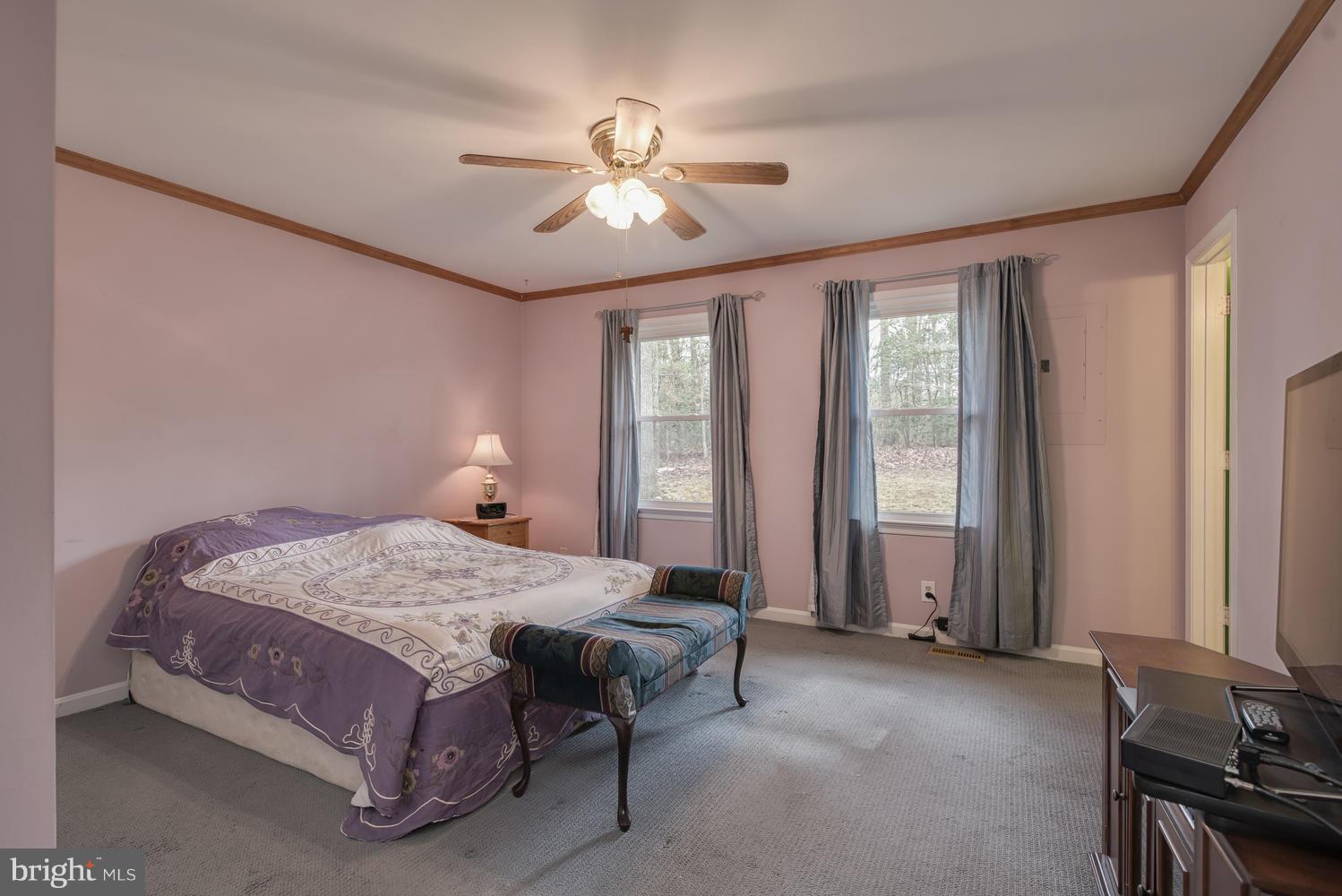 VISTA WOODS - Residential