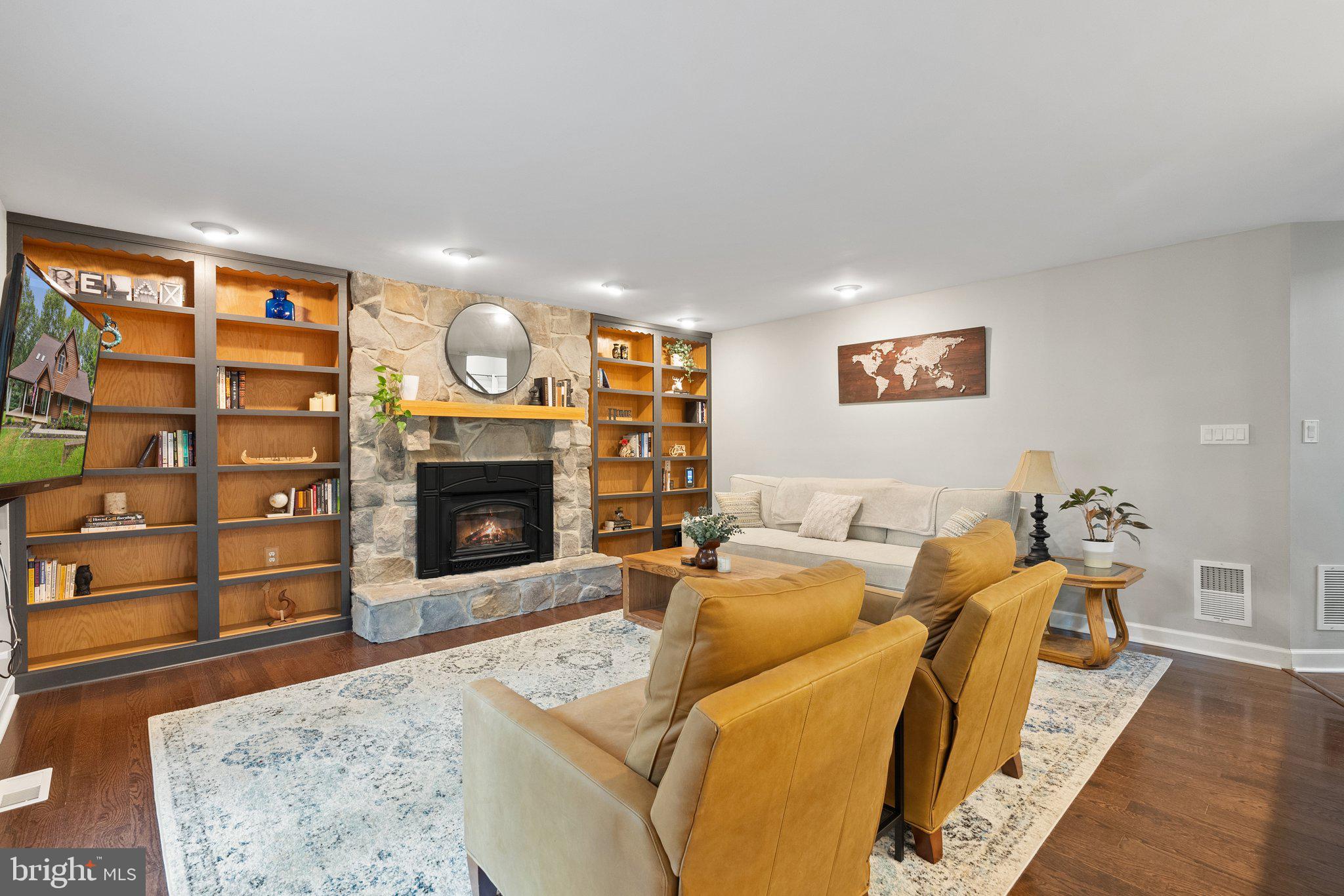 SHANNONDALE - Residential