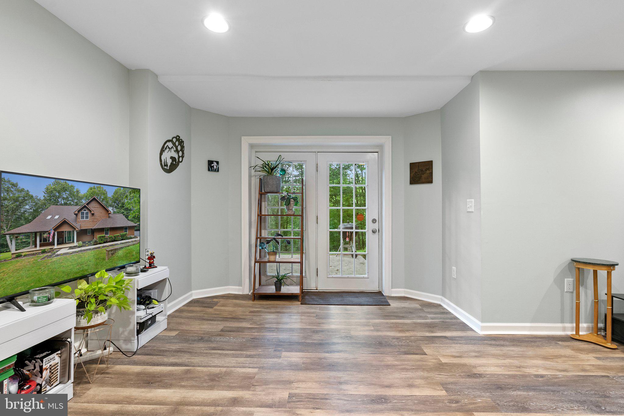 SHANNONDALE - Residential