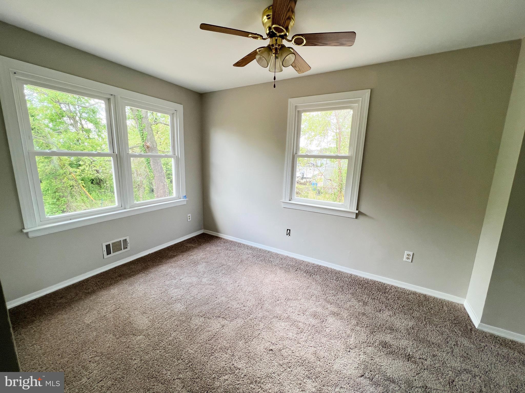 HAWTHORNE - Residential