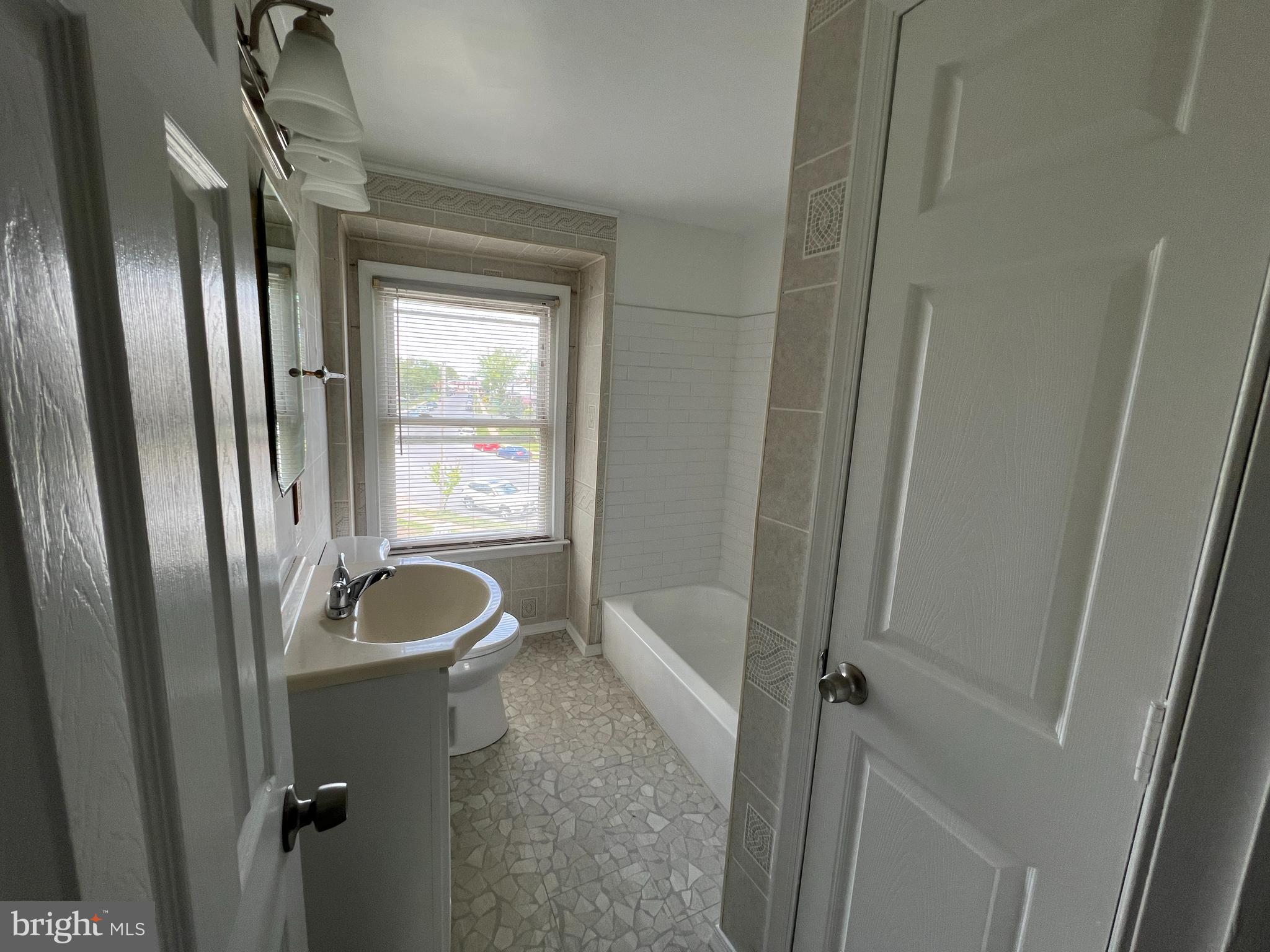 HAWTHORNE - Residential