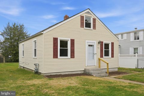 Photo of 202 S Woodwell Road, BALTIMORE, MD 21222 (MLS # MDBC2151150)