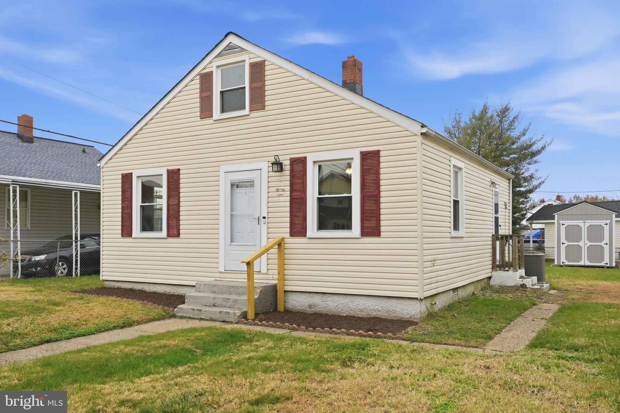 GRAY MANOR - Residential