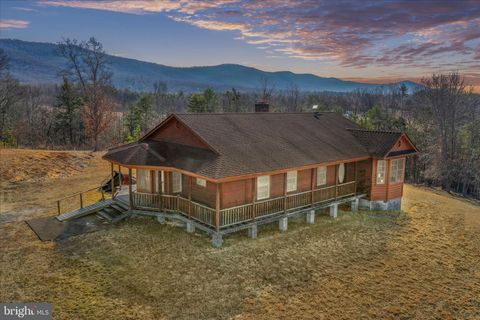 4520 SAINT DAVIDS CHURCH ROAD FORT VALLEY VA 22652