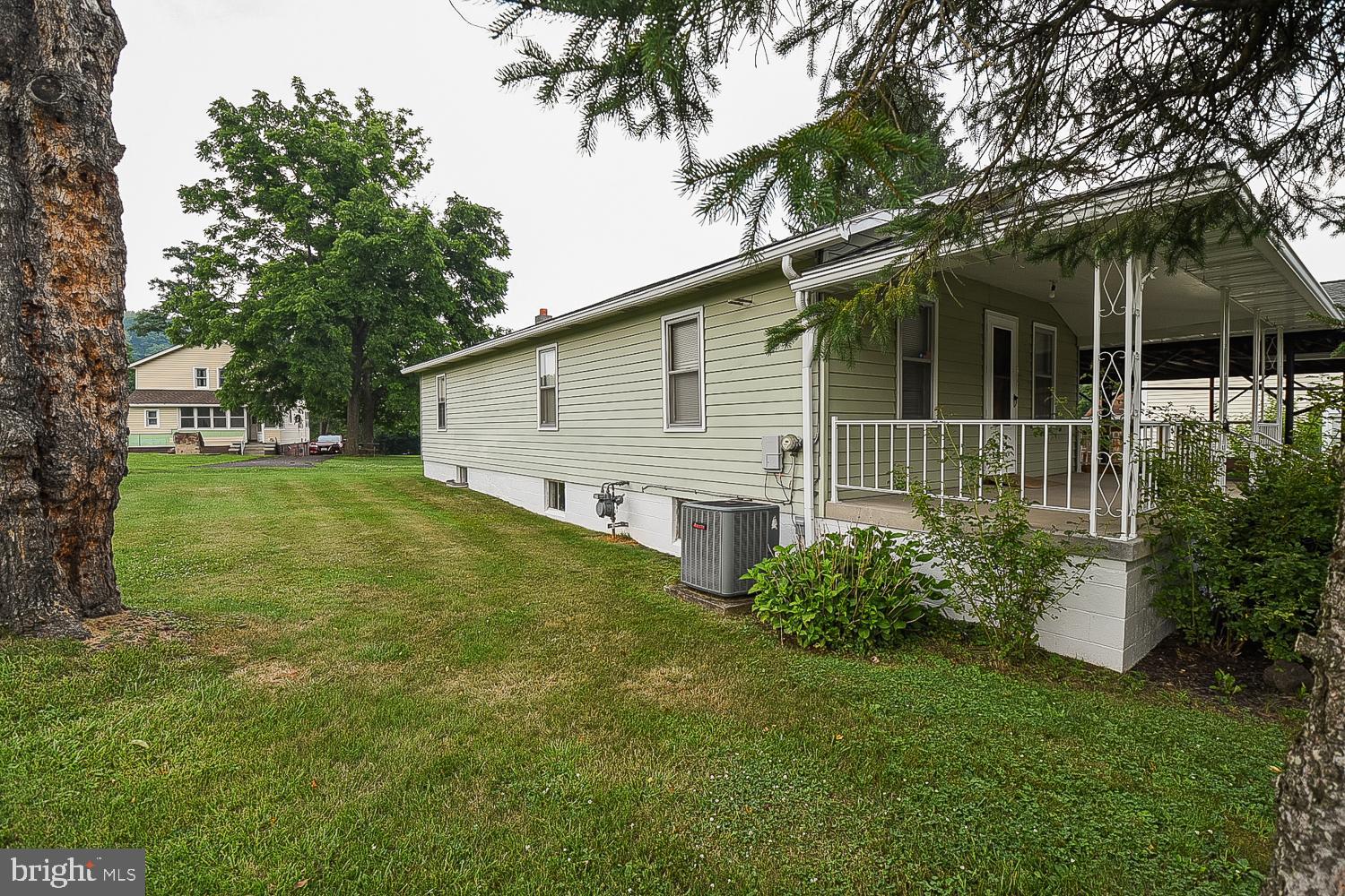 CRESAPTOWN - Residential