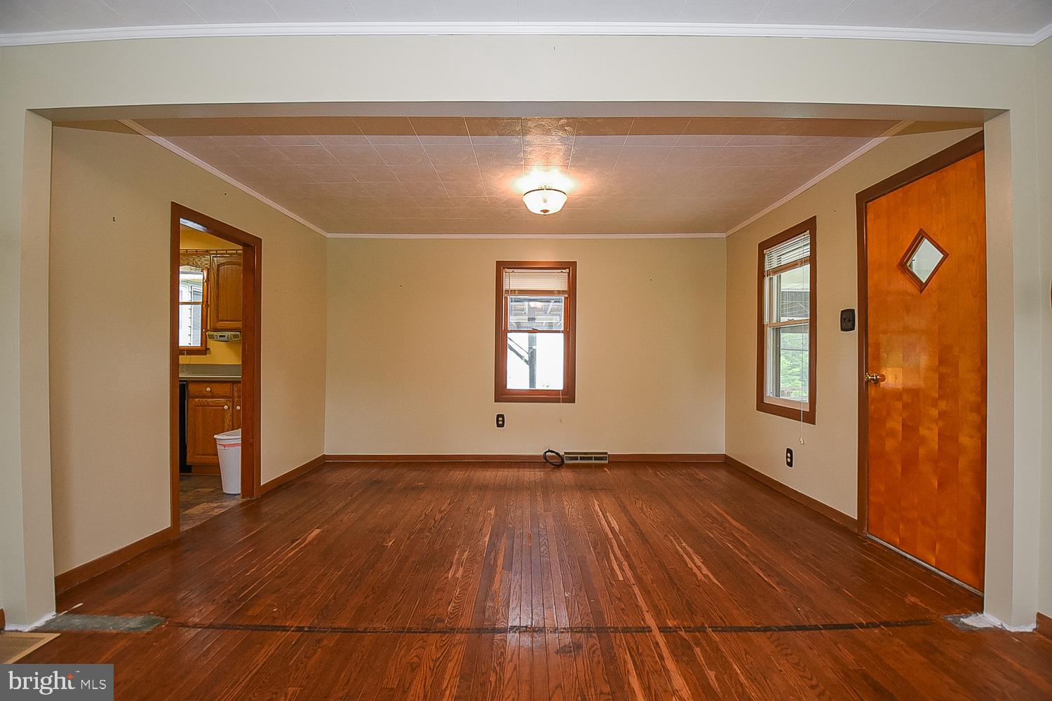 CRESAPTOWN - Residential