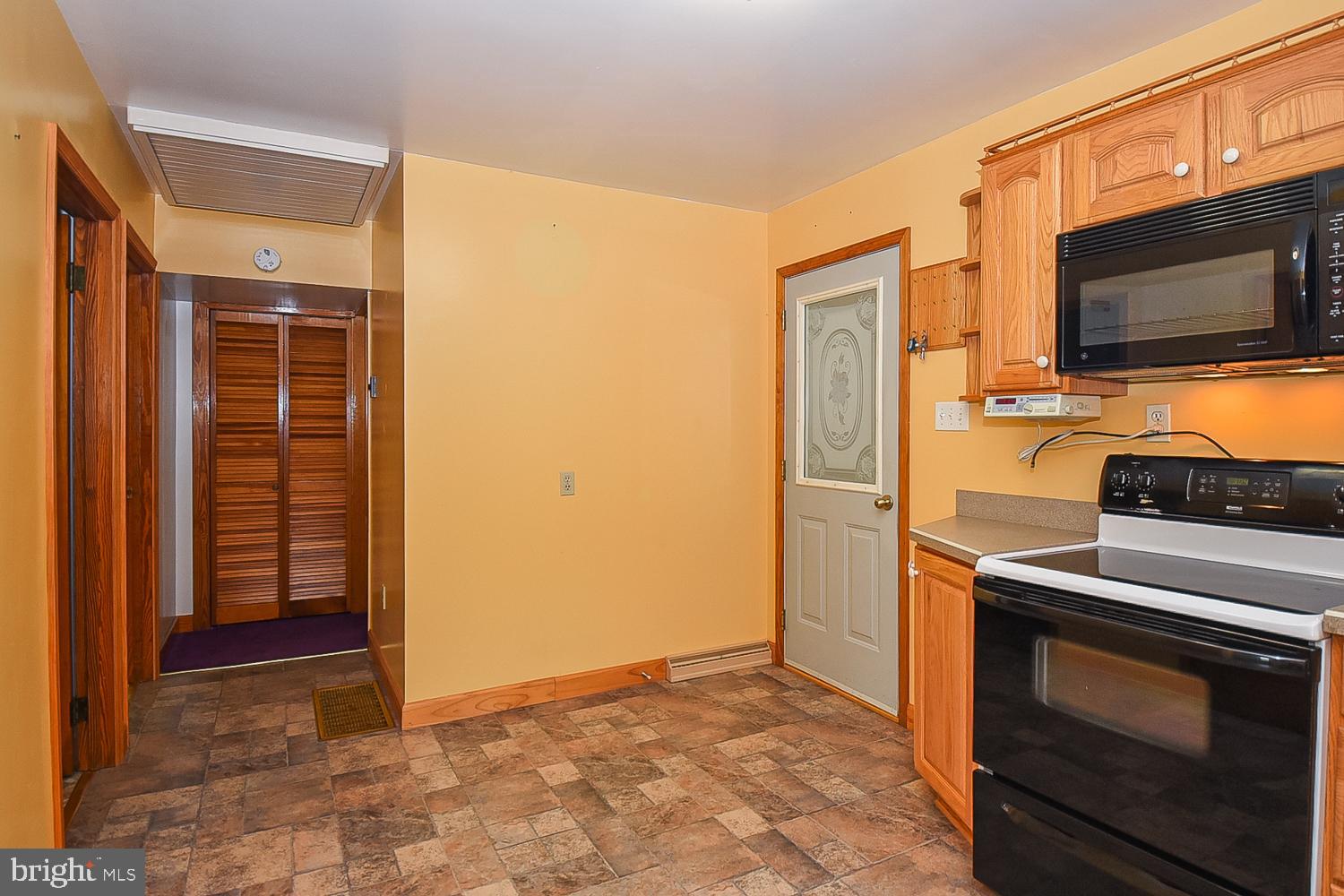 CRESAPTOWN - Residential