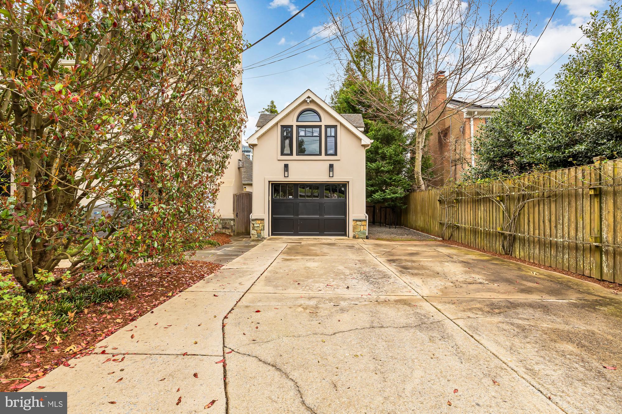 EDGEMOOR - Residential