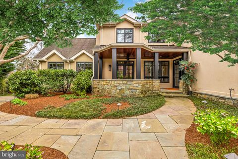 Photo of 5010 Edgemoor Lane, Bethesda, MD 20814 (MLS # MDMC2125240) Photo of 5010 Edgemoor Lane, Bethesda, MD 20814 (MLS # MDMC2125240)