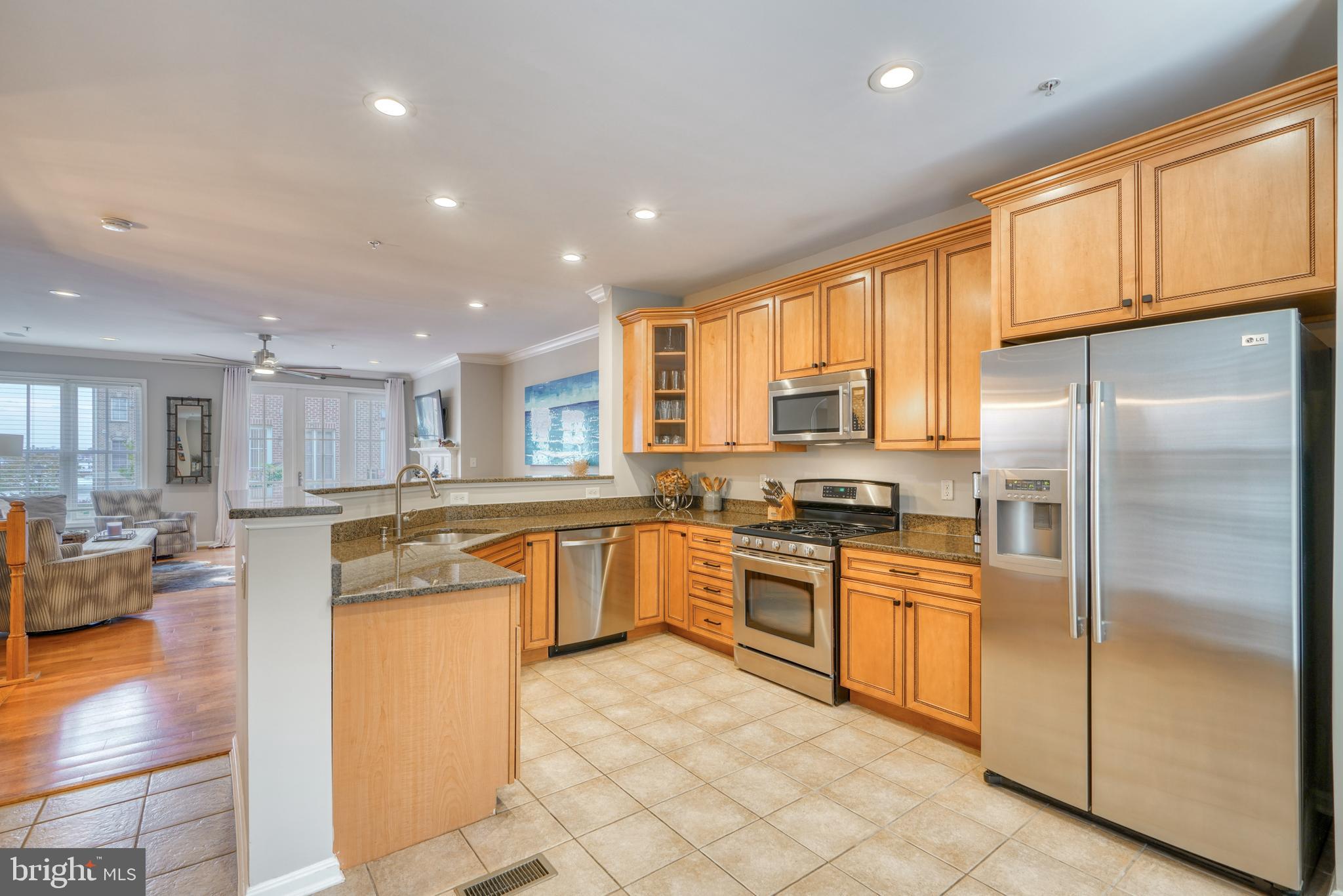 THE MOORINGS AT LIGHTHOUSE POINT - Residential