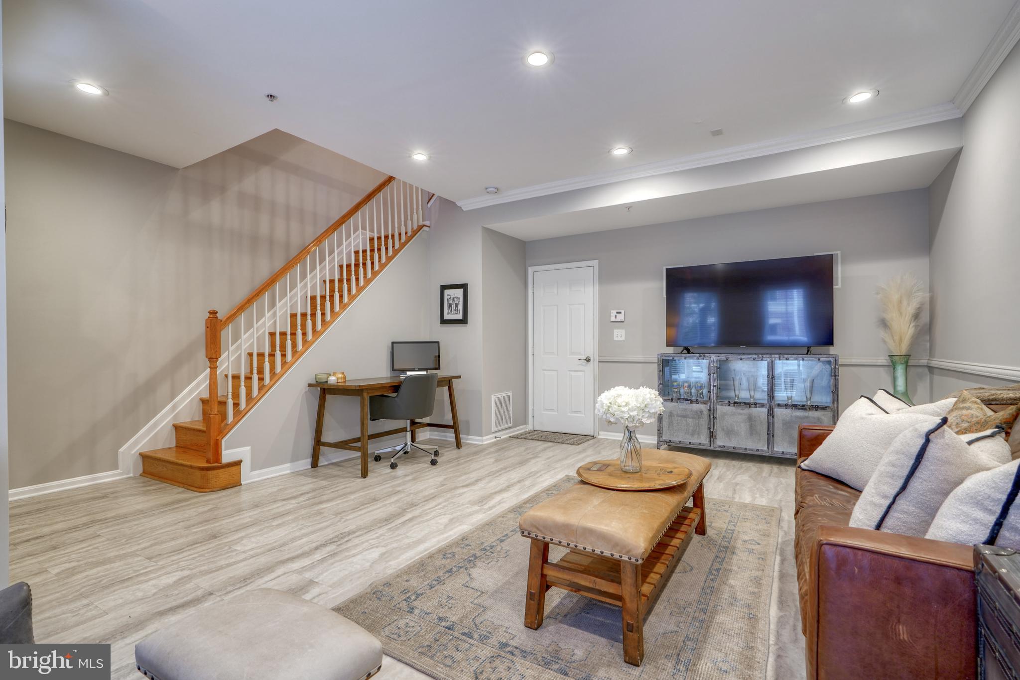 THE MOORINGS AT LIGHTHOUSE POINT - Residential