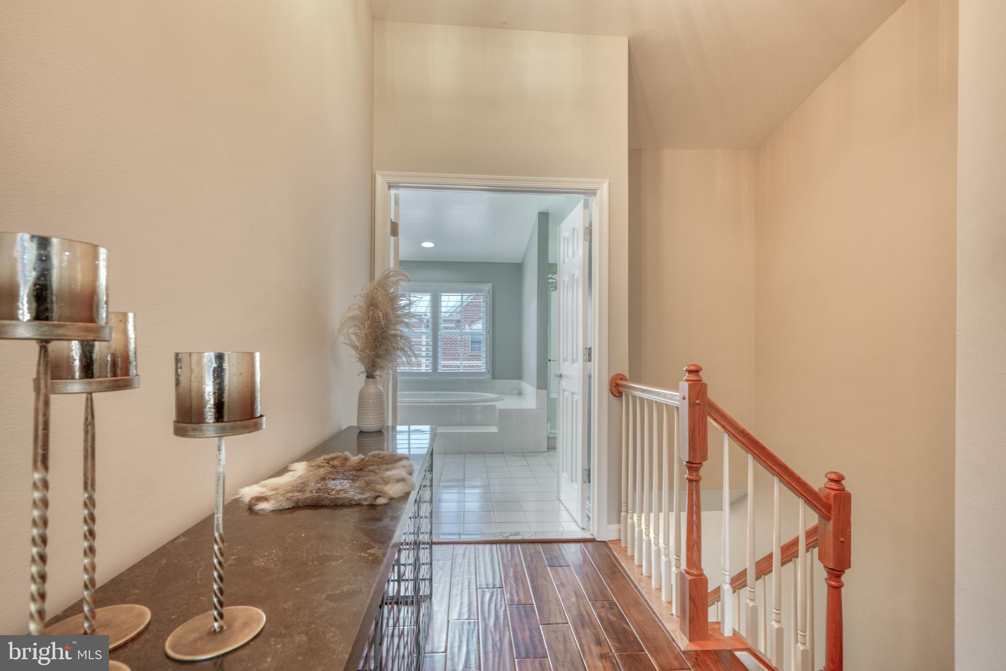 THE MOORINGS AT LIGHTHOUSE POINT - Residential
