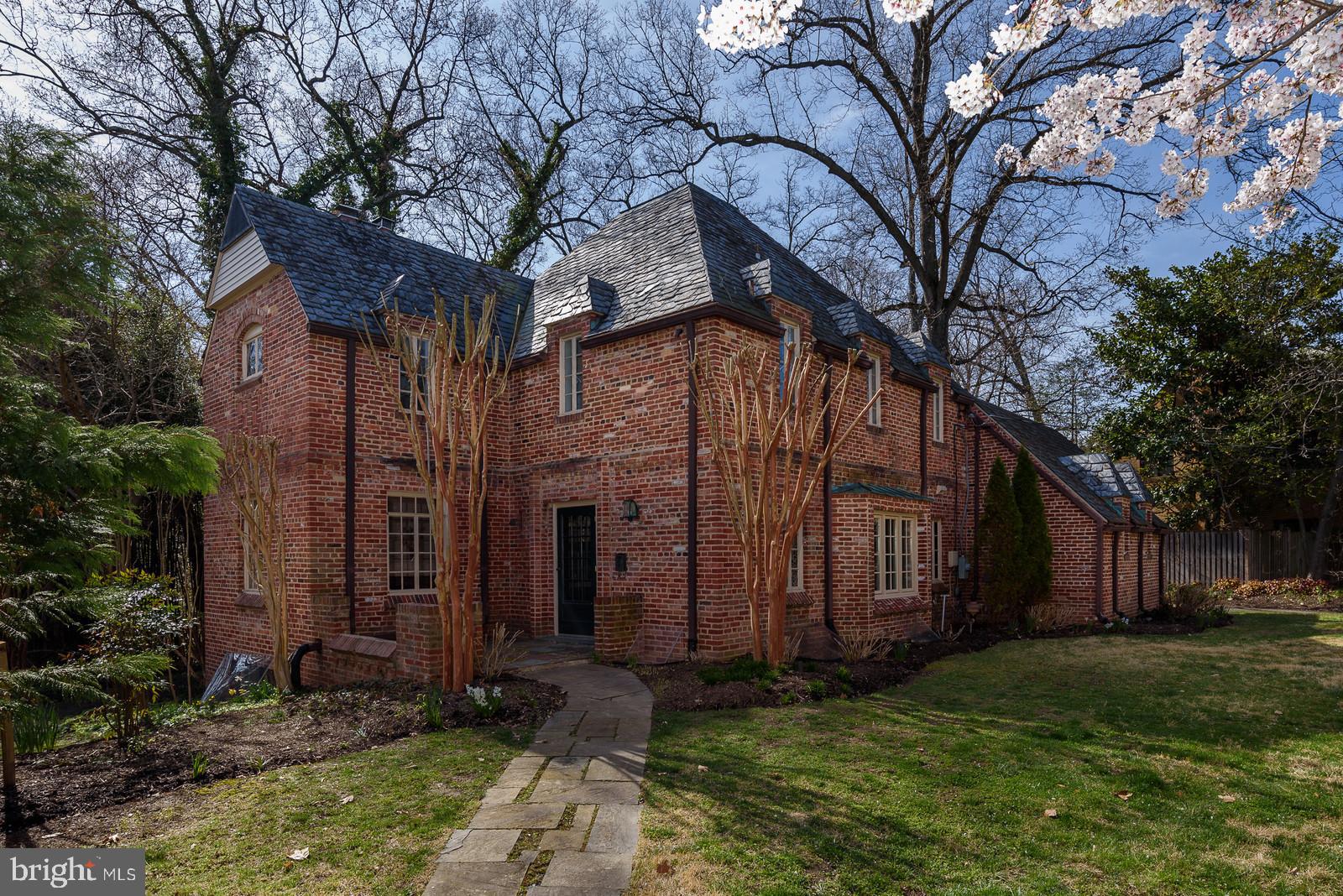 The sale of this lot is INCLUDED with the sale of 5812 Highland Drive. The pictures are of the home at 5812 Highland Drive. This separately deeded lot is behind 5812 Highland Drive. The lot is separately deeded and taxed. Great opportunity for a two for one purchase in Kenwood!