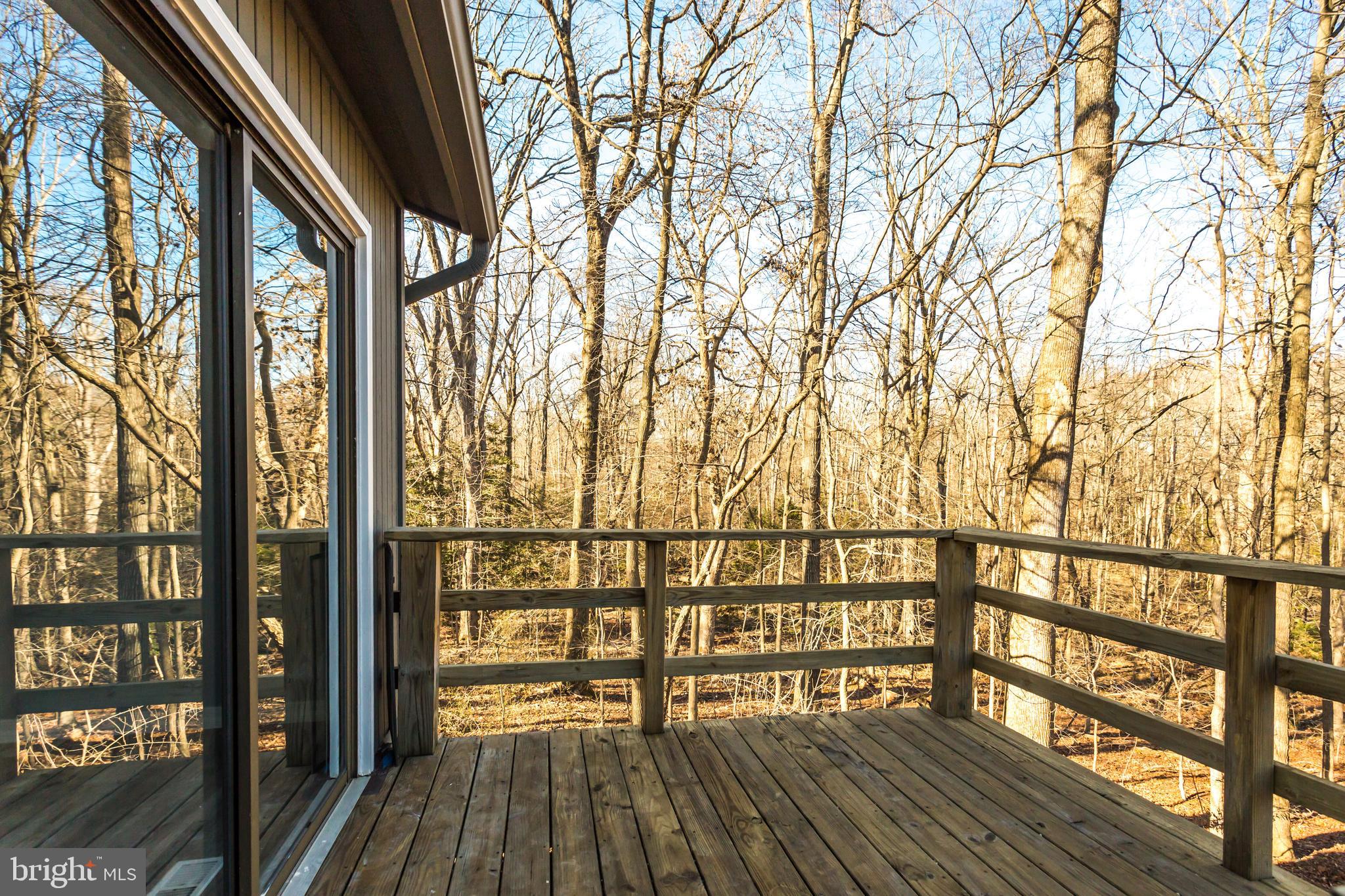 WALNUT LAKE - Residential