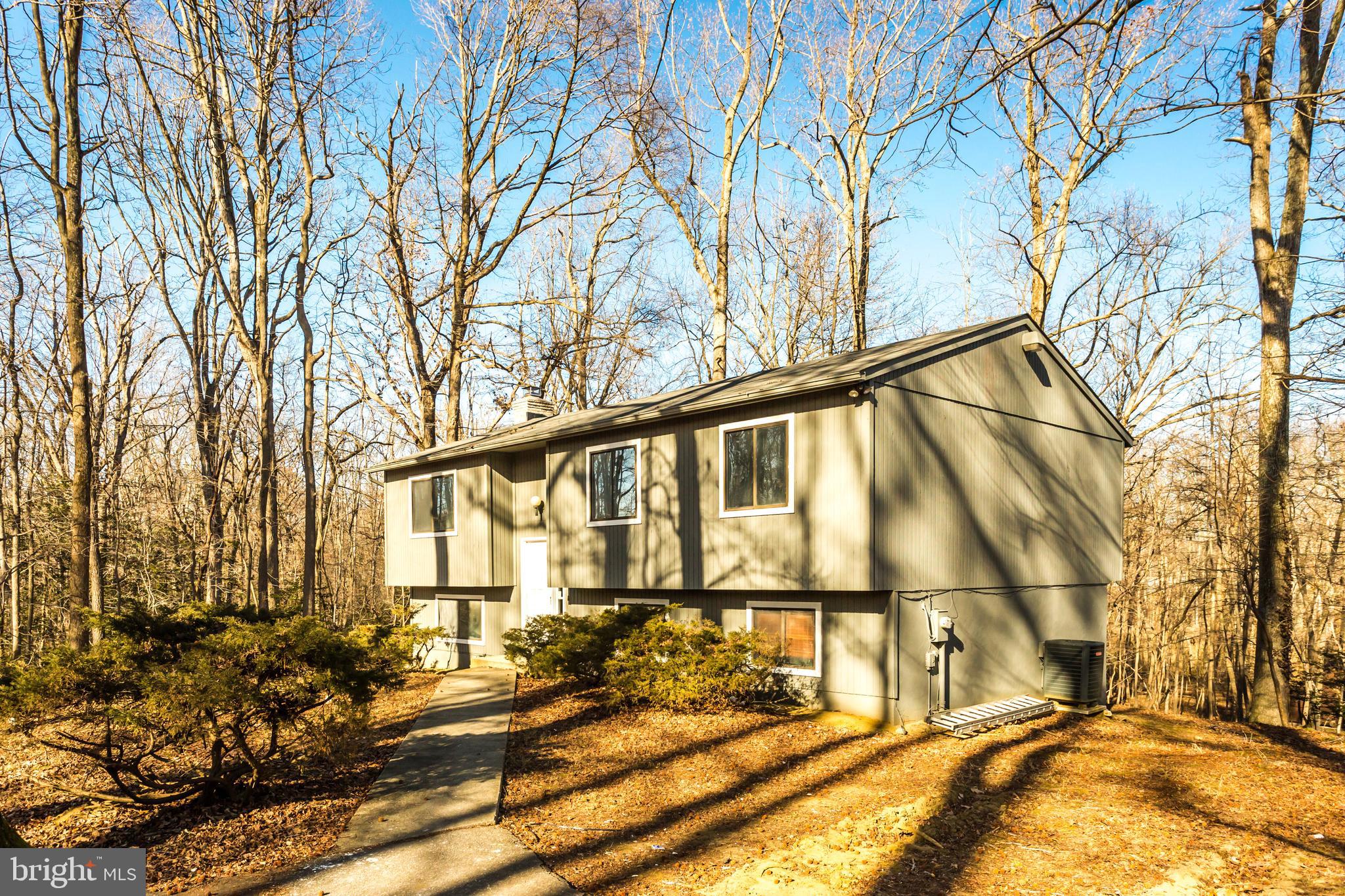 WALNUT LAKE - Residential