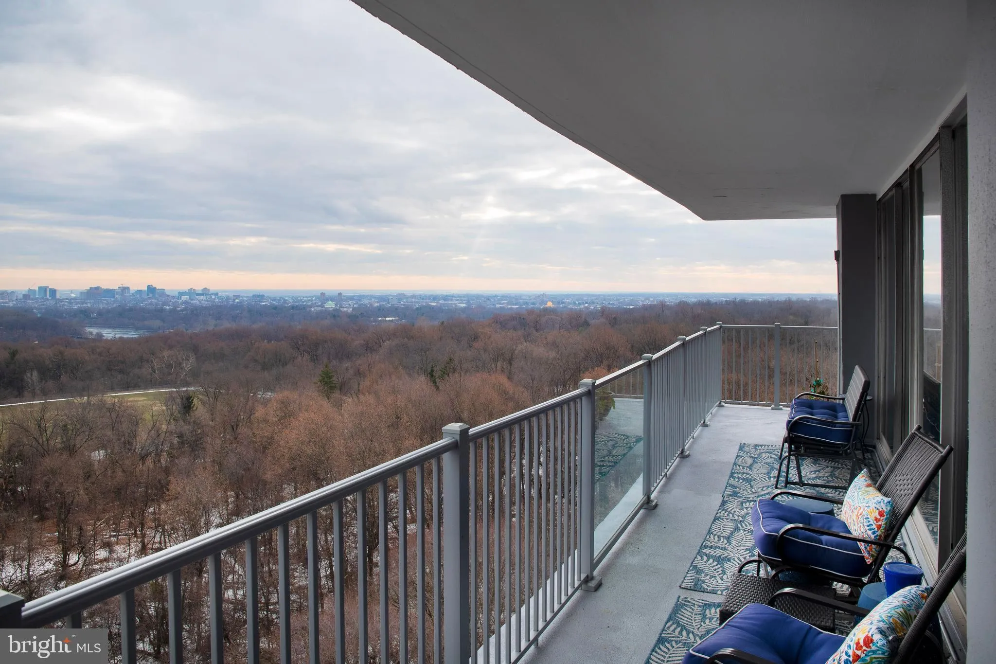 Philadelphia, Pennsylvania 19131, United States, 2 Bedrooms Bedrooms, ,2 BathroomsBathrooms,Residential,Active,253590