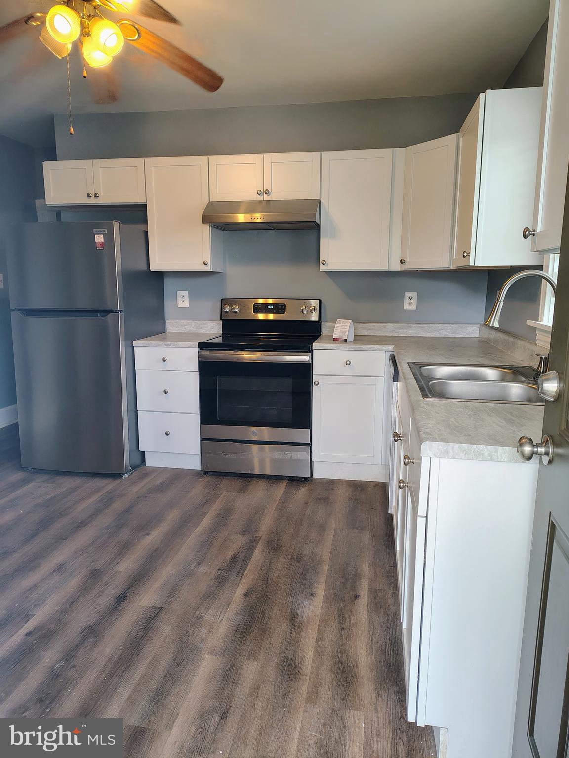 ROSEMONT - Residential Lease