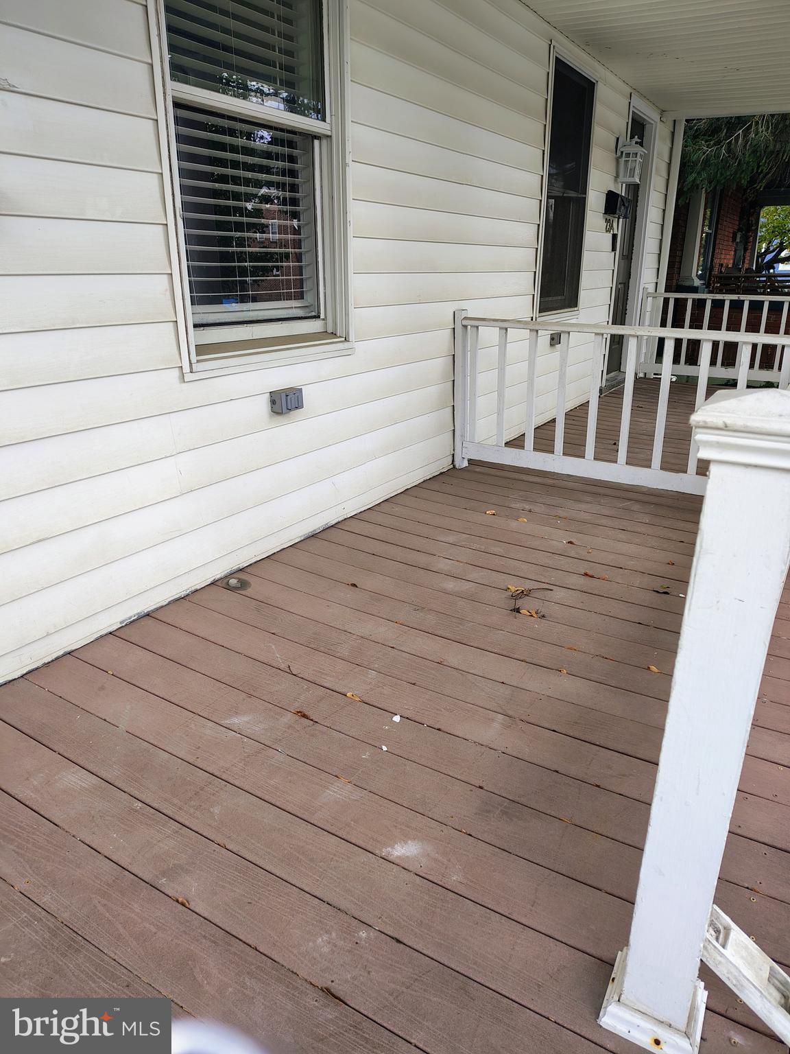 ROSEMONT - Residential Lease