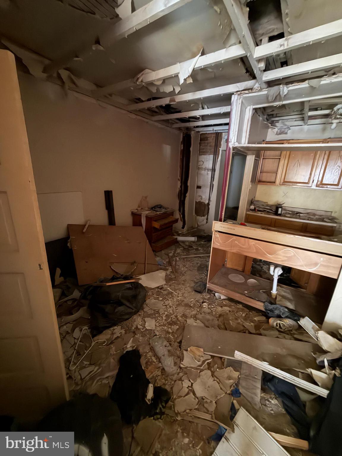 FRANKFORD - Residential Income