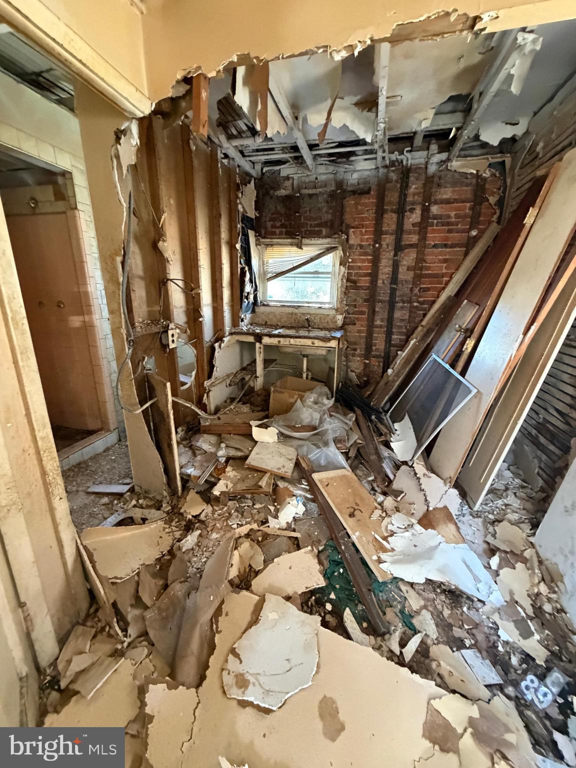 FRANKFORD - Residential Income