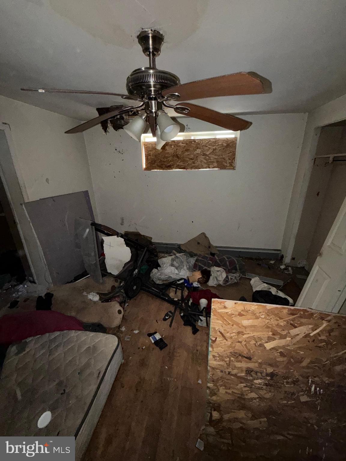 FRANKFORD - Residential Income