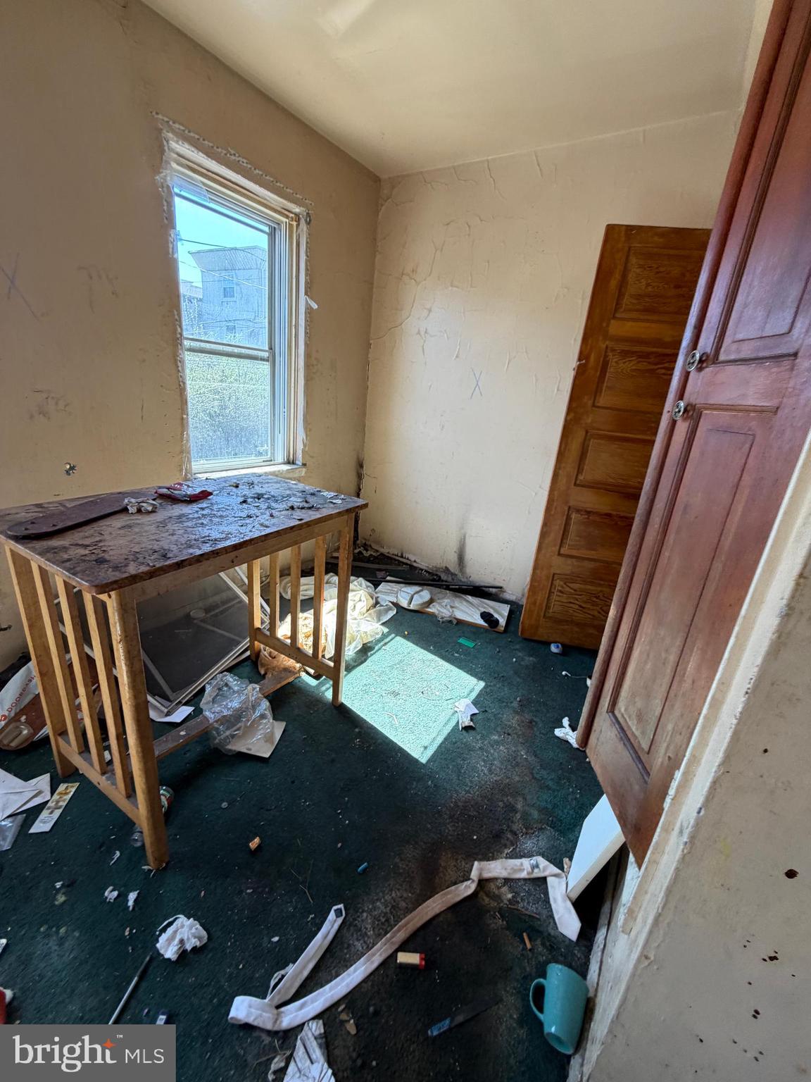 FRANKFORD - Residential Income