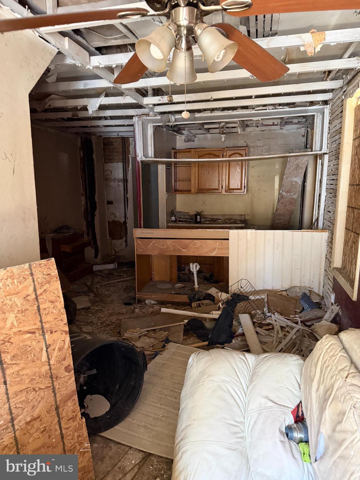 FRANKFORD - Residential Income