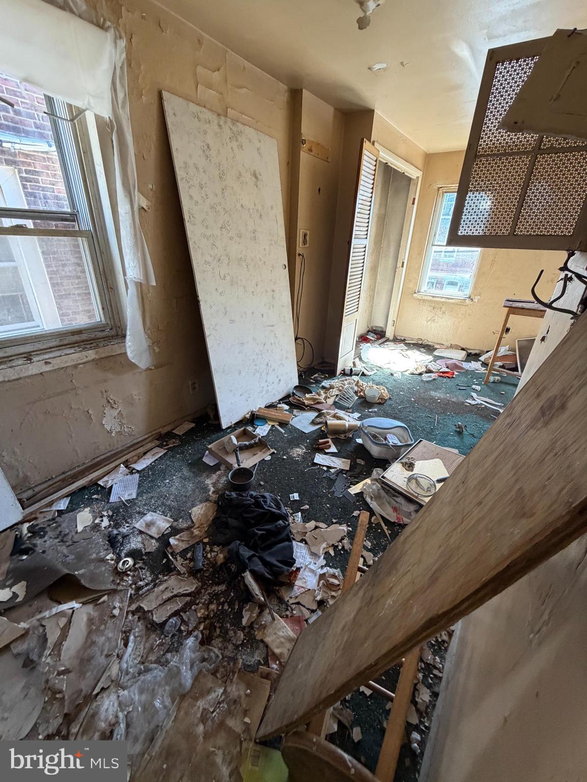 FRANKFORD - Residential Income