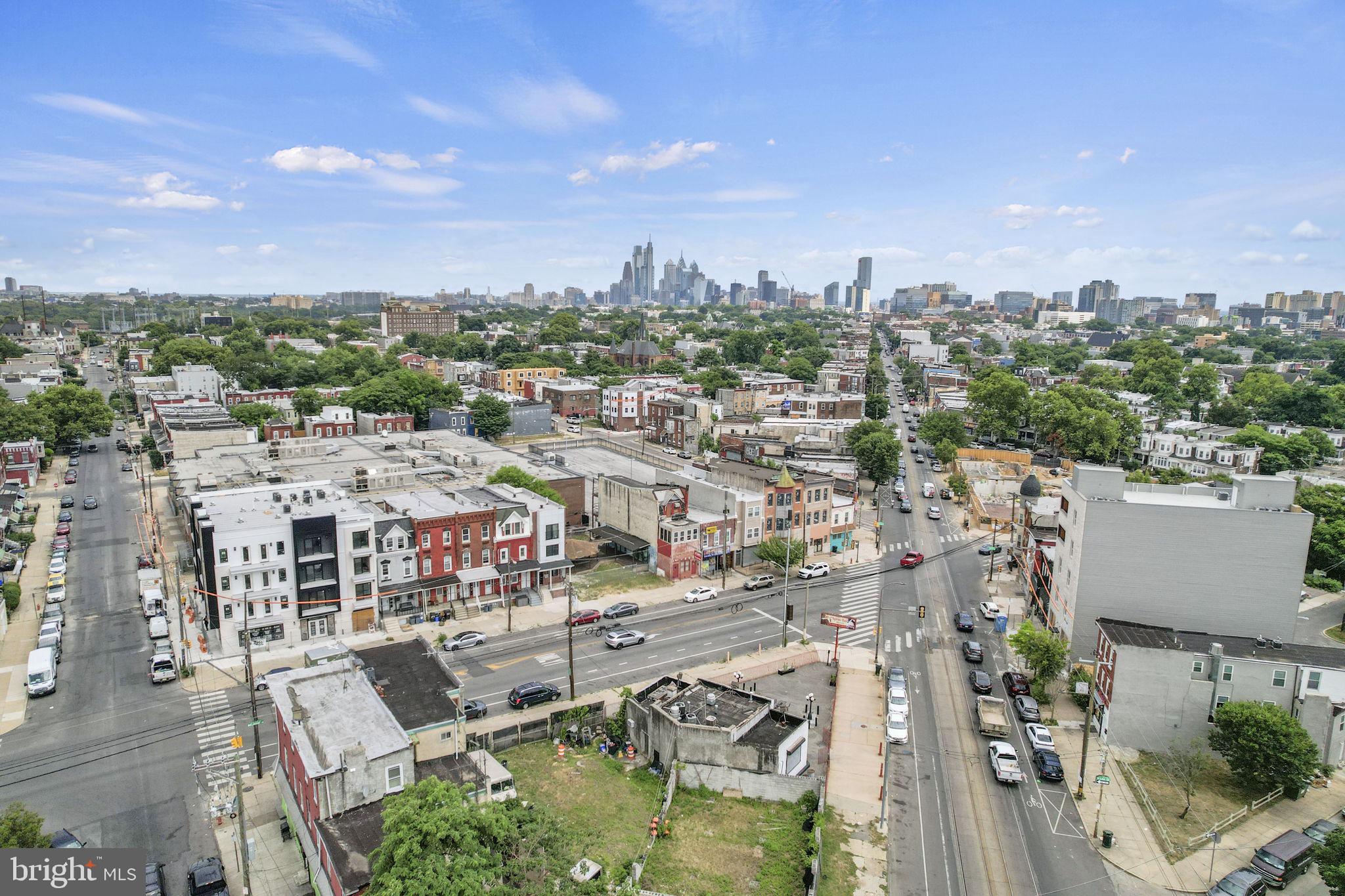 MANTUA - Commercial Sale