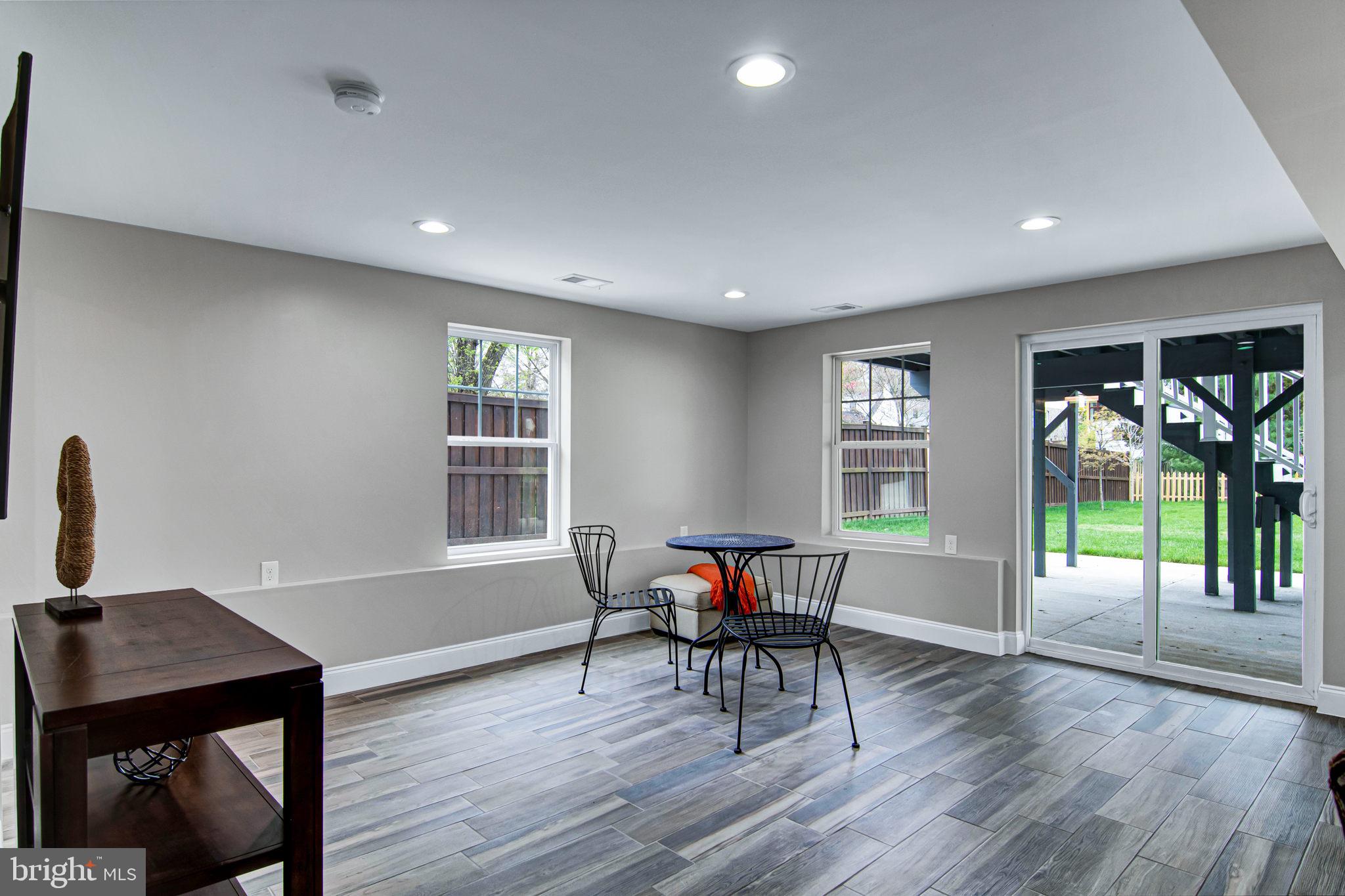 FOSTORIA - Residential