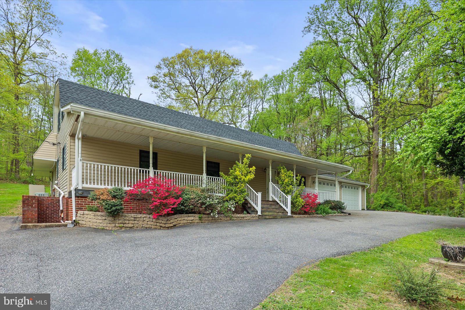 1426 RIDGE ROAD