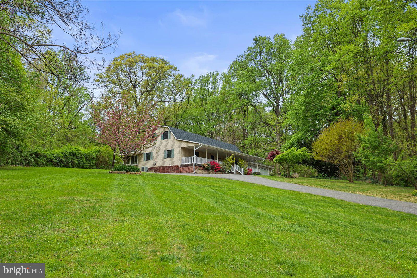 1426 RIDGE ROAD