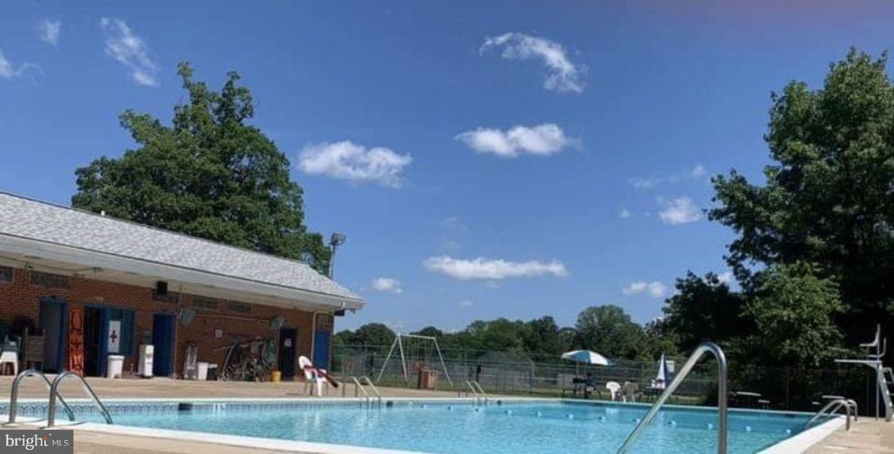 ROSEWALD BEACH - Residential