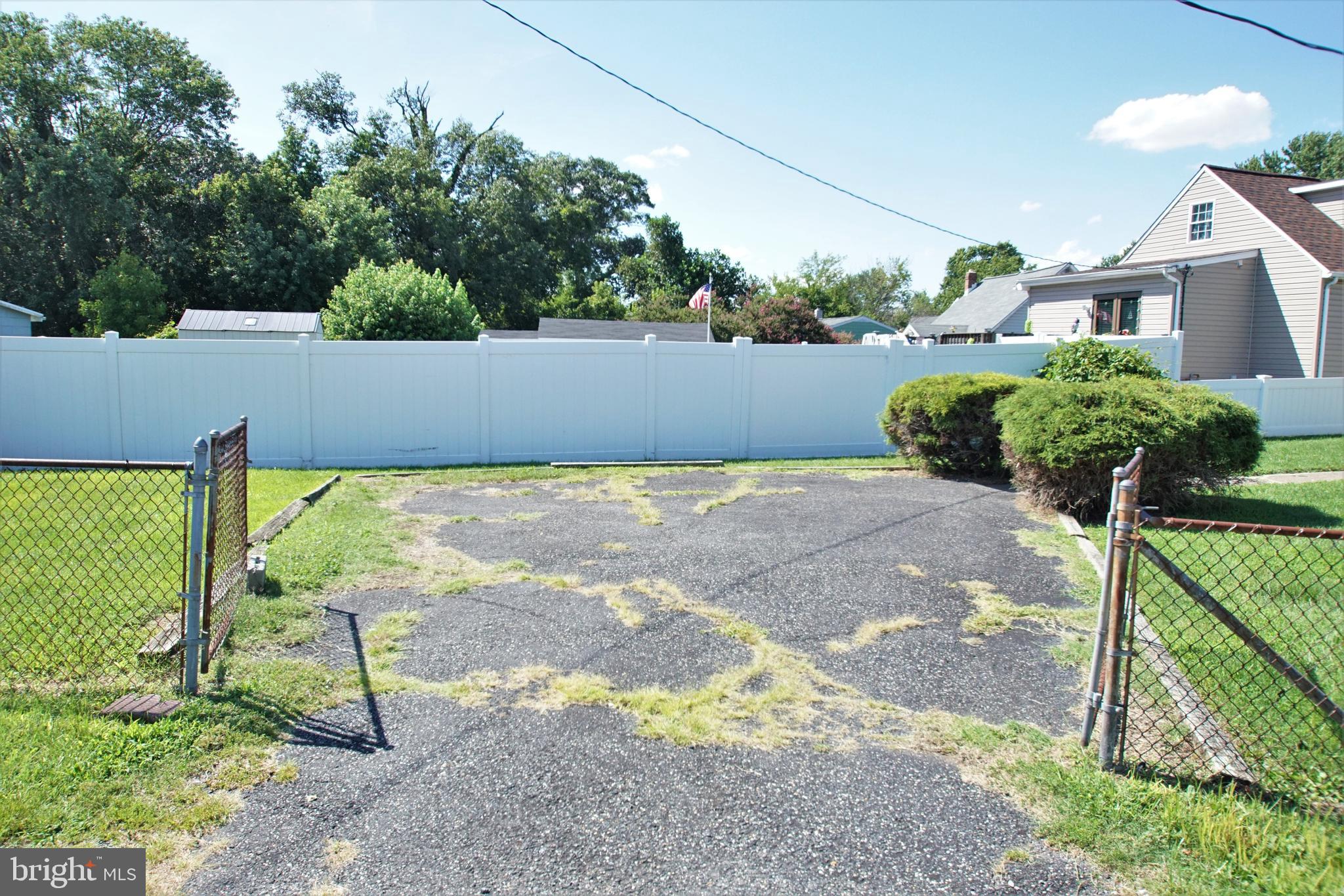 ROSEWALD BEACH - Residential