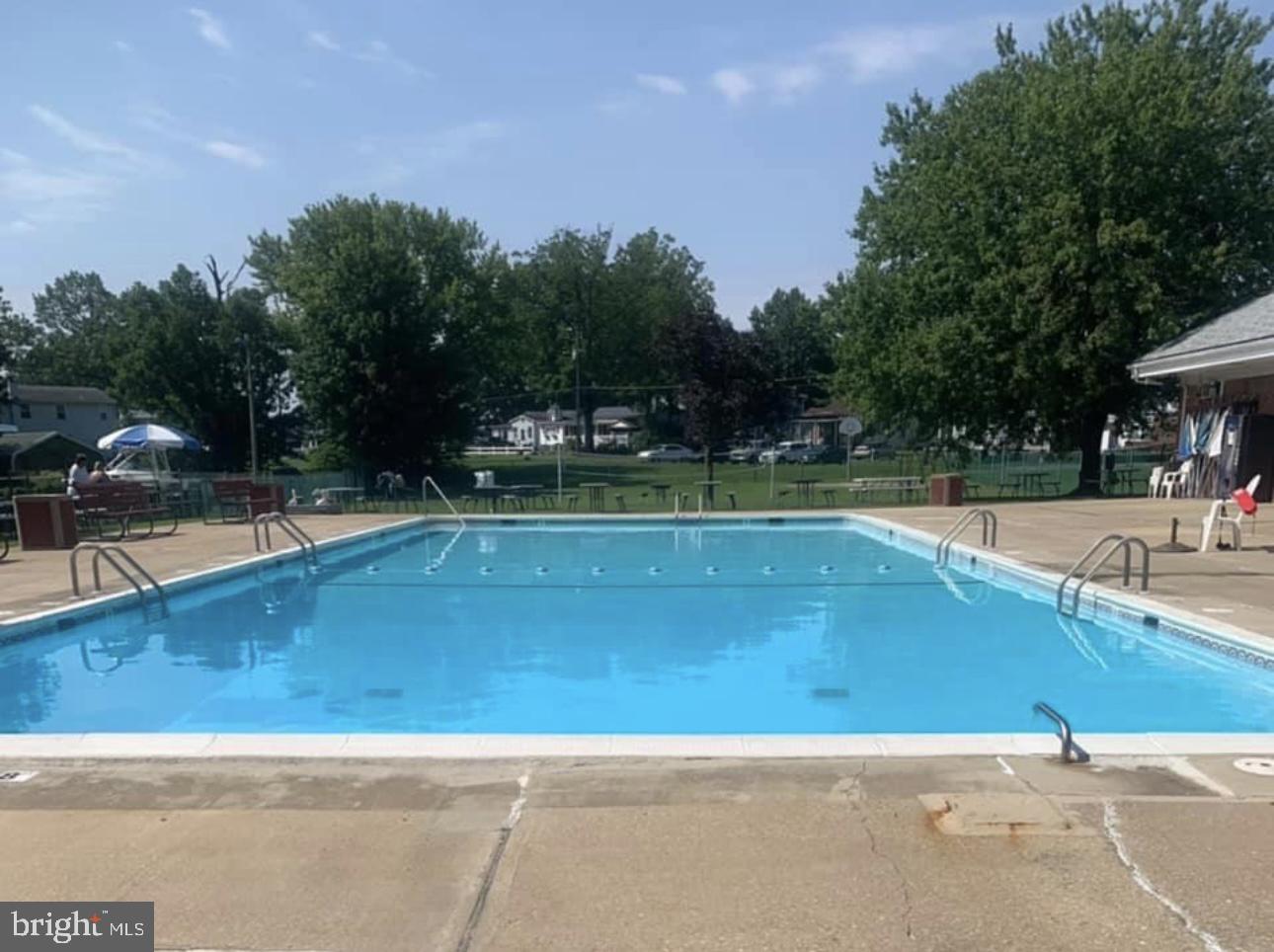 ROSEWALD BEACH - Residential