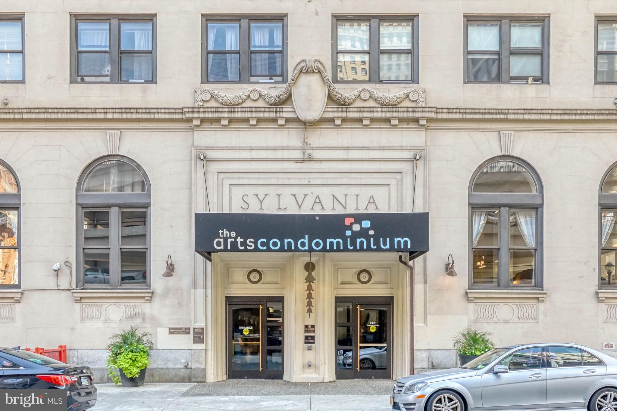 AVENUE OF THE ARTS - Residential