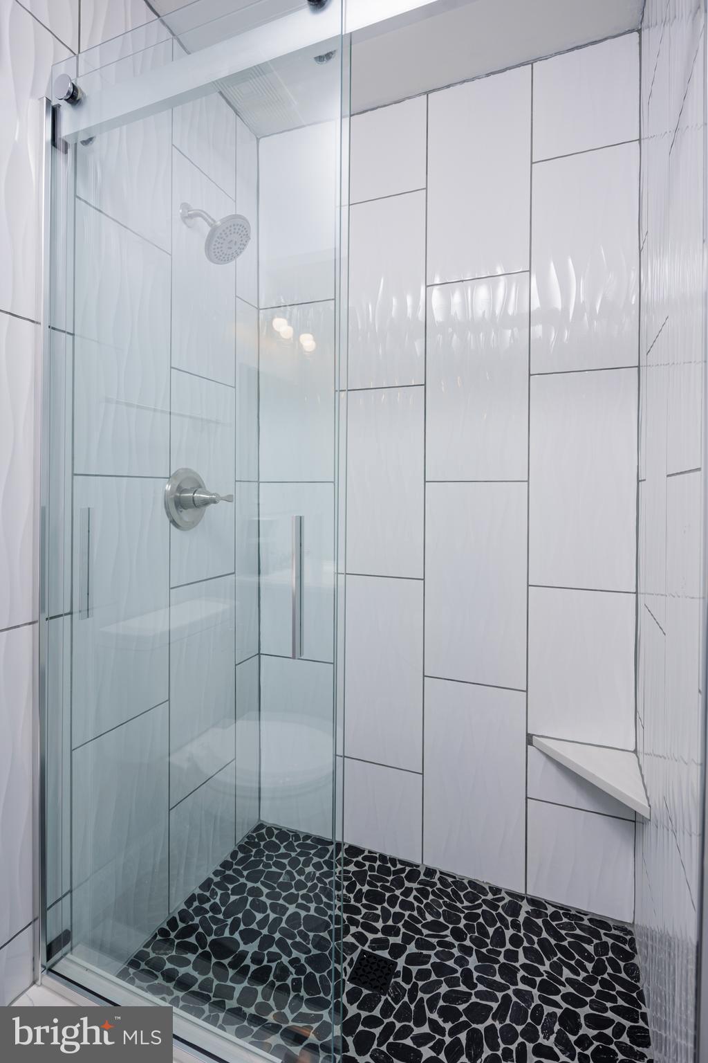 CROMWELL FOUNTAIN - Residential