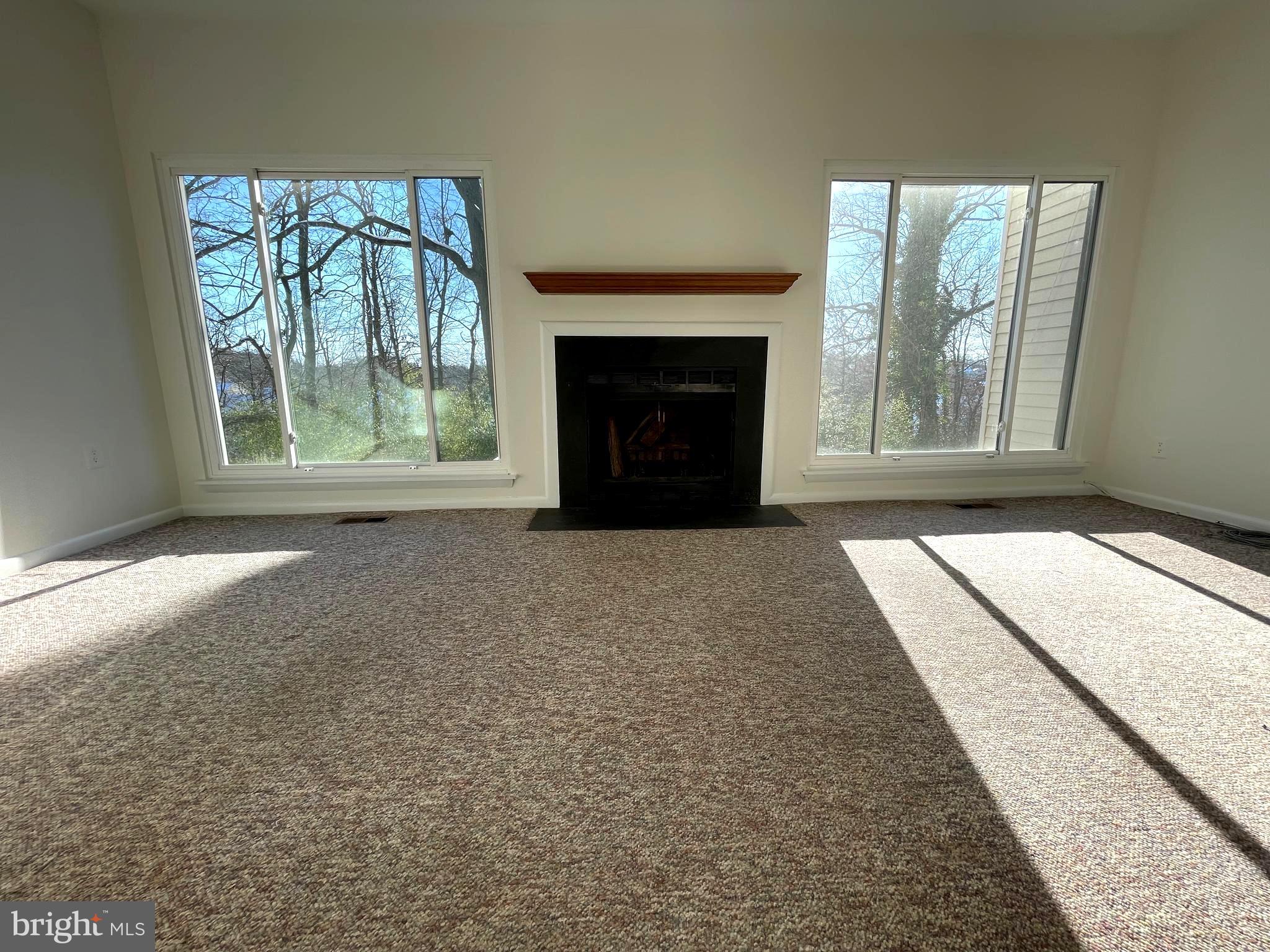 GLEN ORA - PLAT 9 - Residential Lease