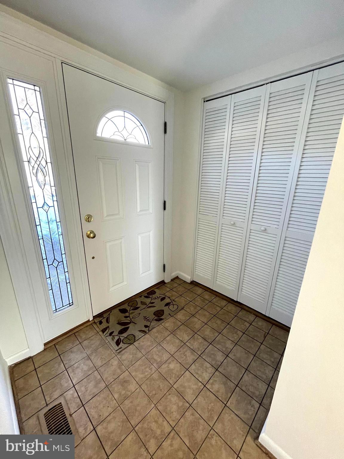 GLEN ORA - PLAT 9 - Residential Lease