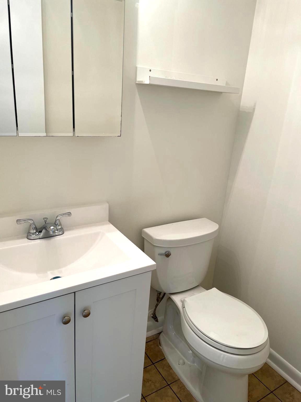 GLEN ORA - PLAT 9 - Residential Lease